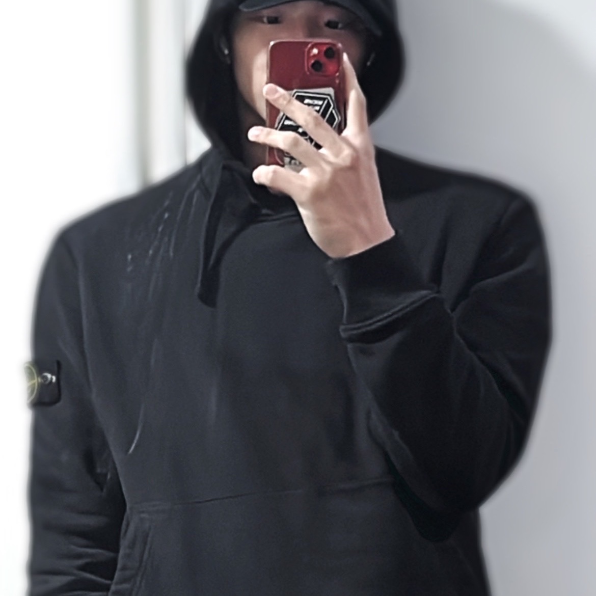 Stone Island 64120 Cotton Fleece Hooded Sweatshirt Black - 22FW 착용 스타일