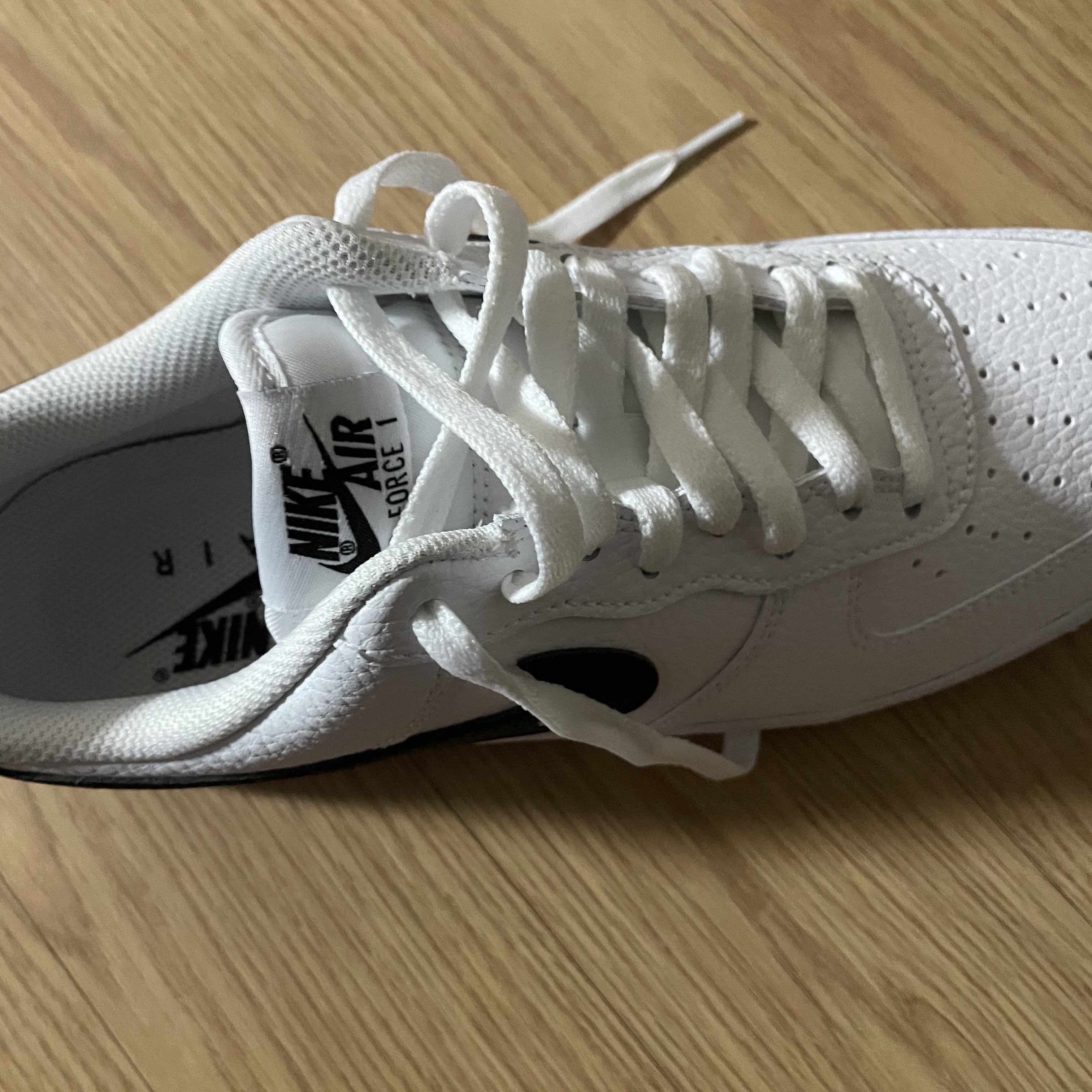 Nike Air Force 1 '07 White Black 착용 스타일
