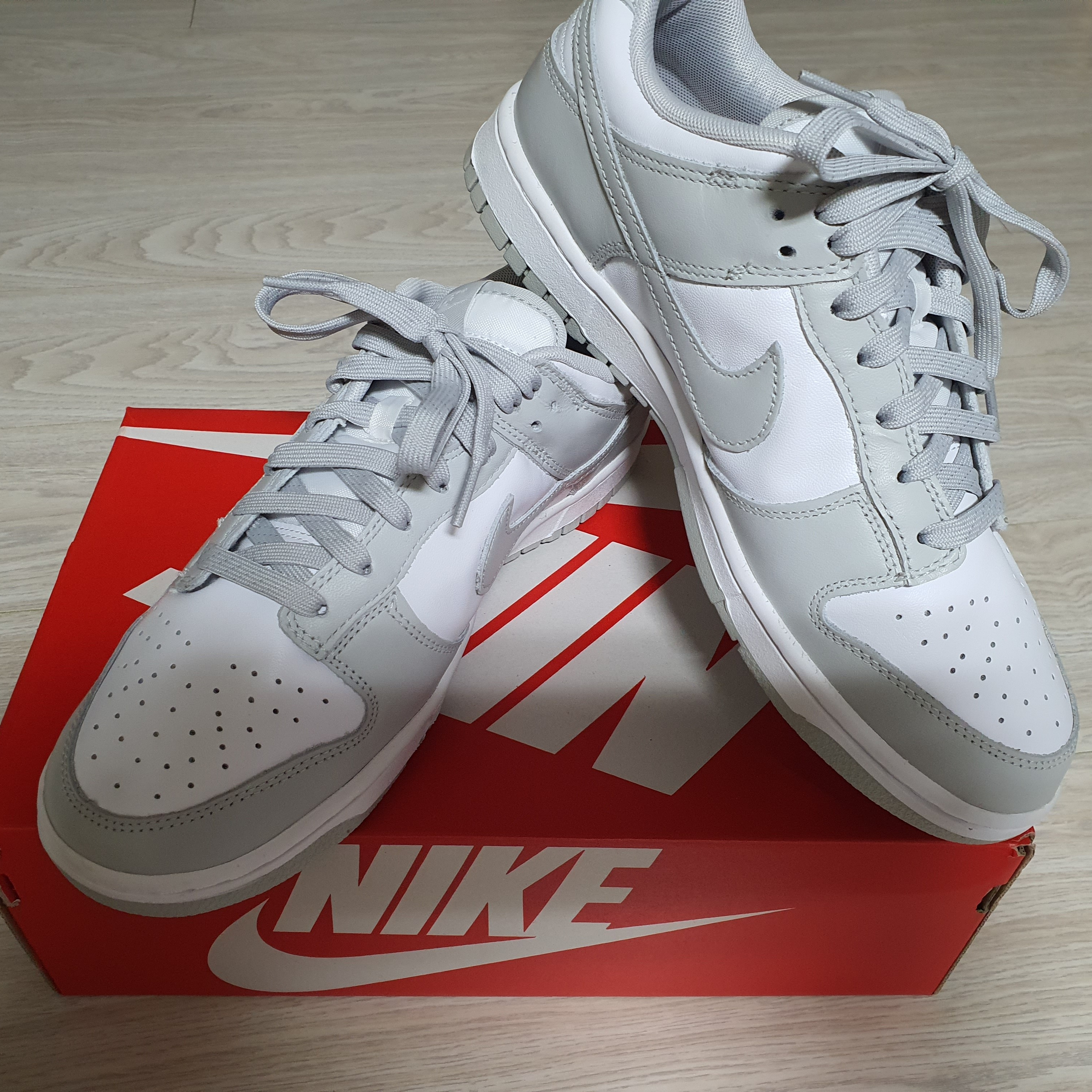 Nike Dunk Low Retro Grey Fog 착용 스타일