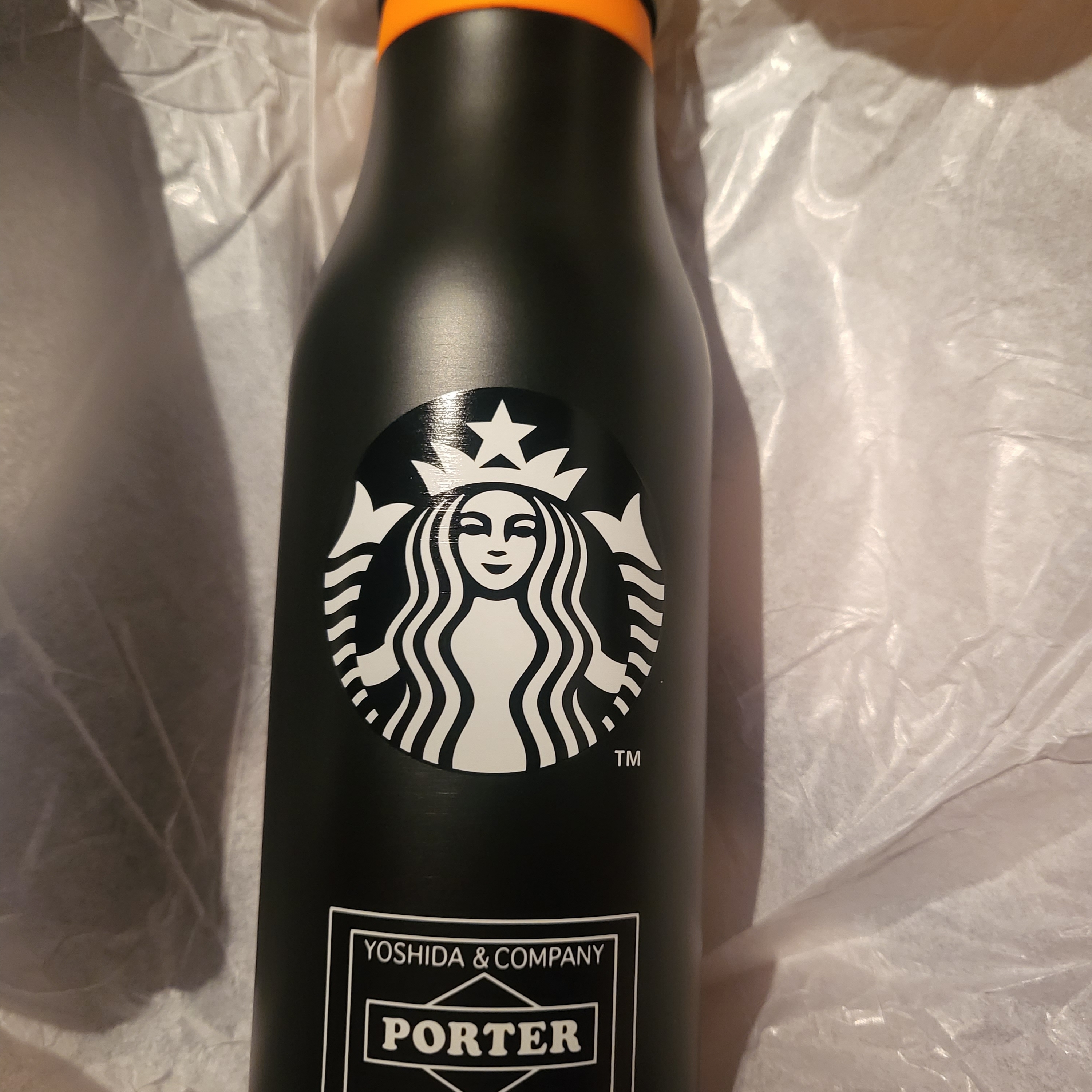 Porter x Starbucks S/S Logo Bottle 473ml Black 착용 스타일