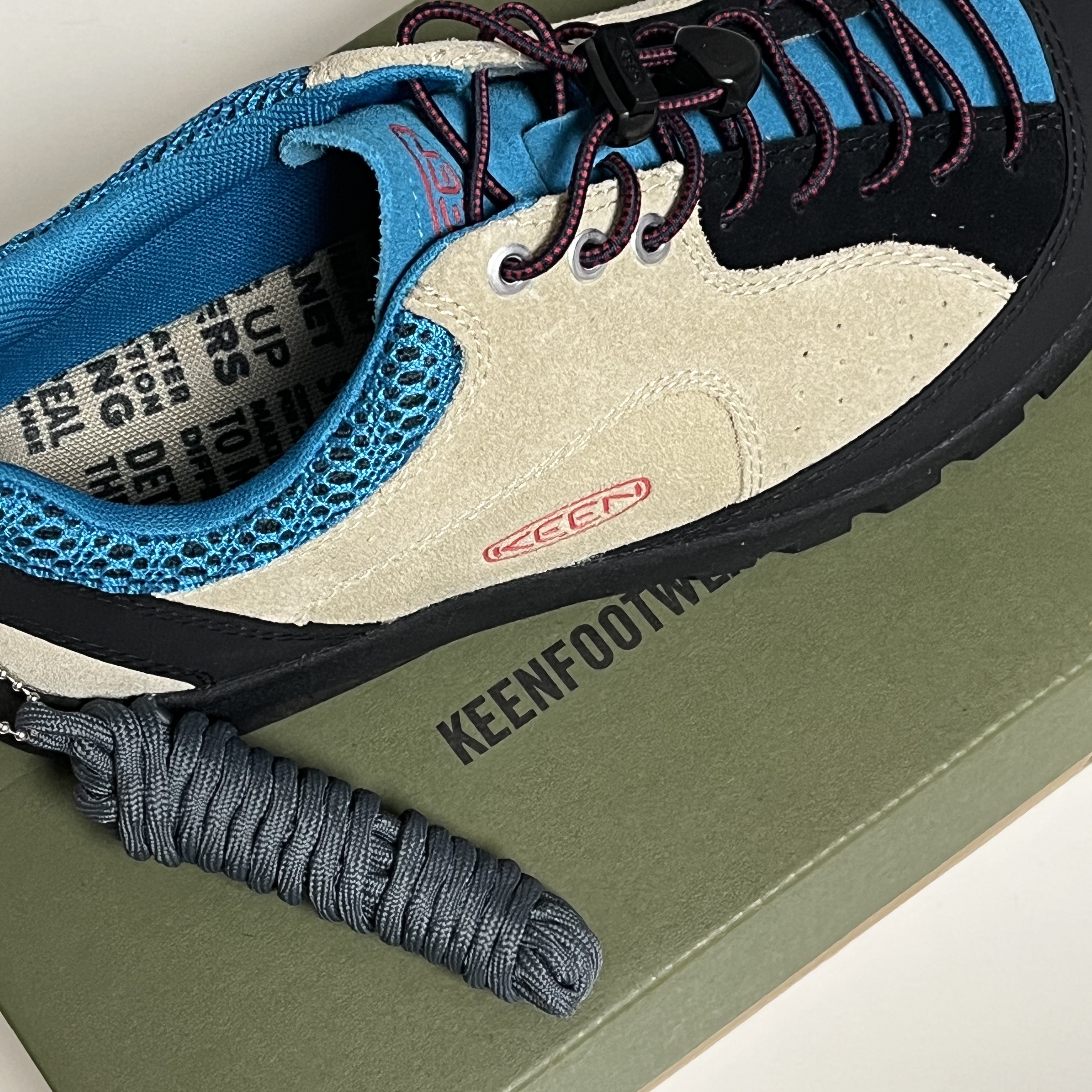 (W) Keen Jasper Rocks SP Sneakers Beige 착용 스타일