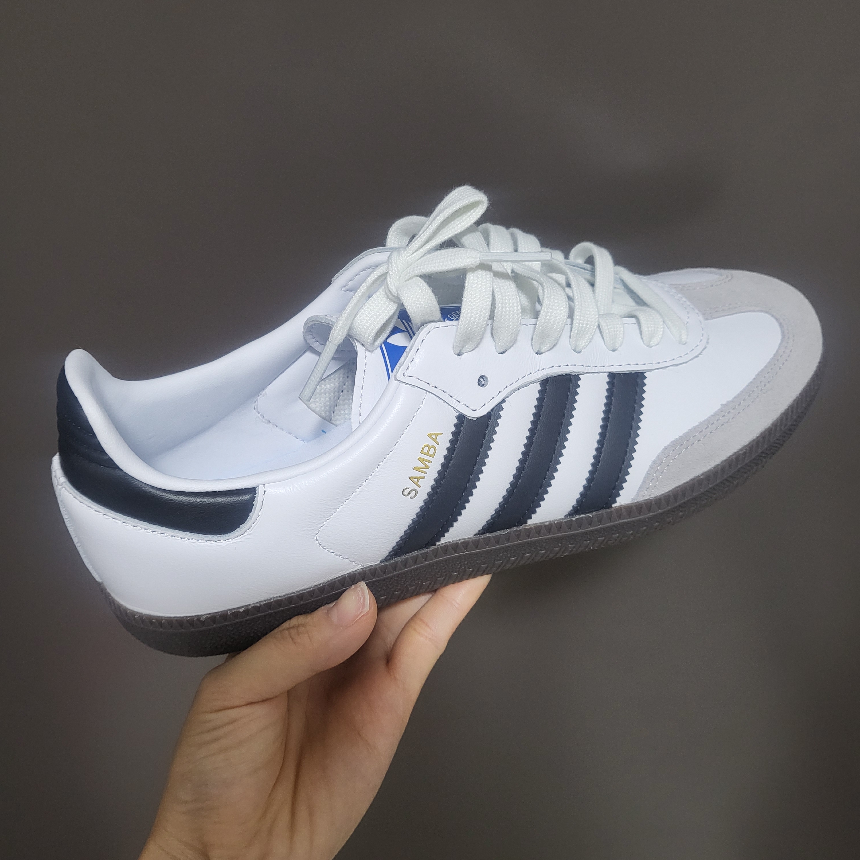 Adidas Samba OG Cloud White 착용 스타일