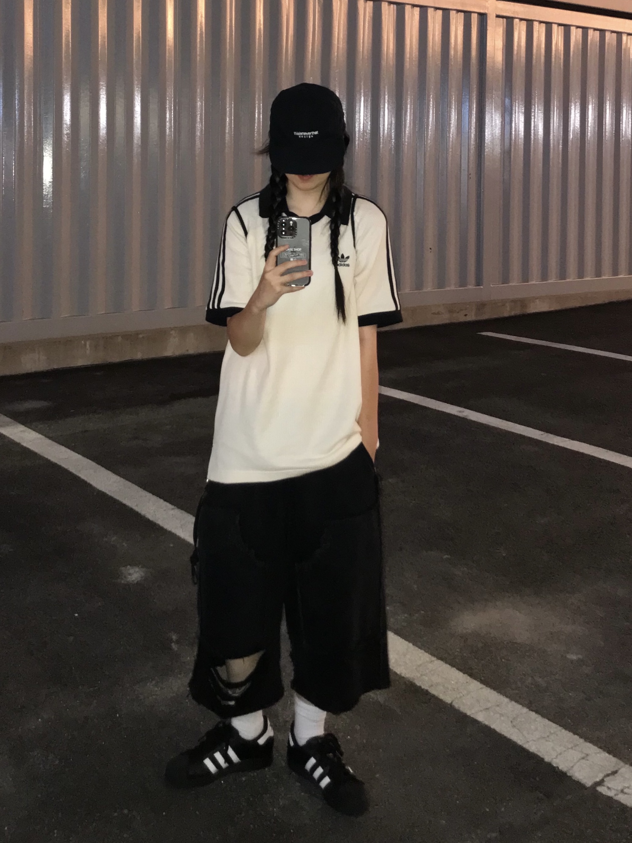 Adidas Adicolor Classics Waffle Polo Shirt Wonder White - KR Sizing, Adidas Superstar Core Black White 착용 스타일 - 1