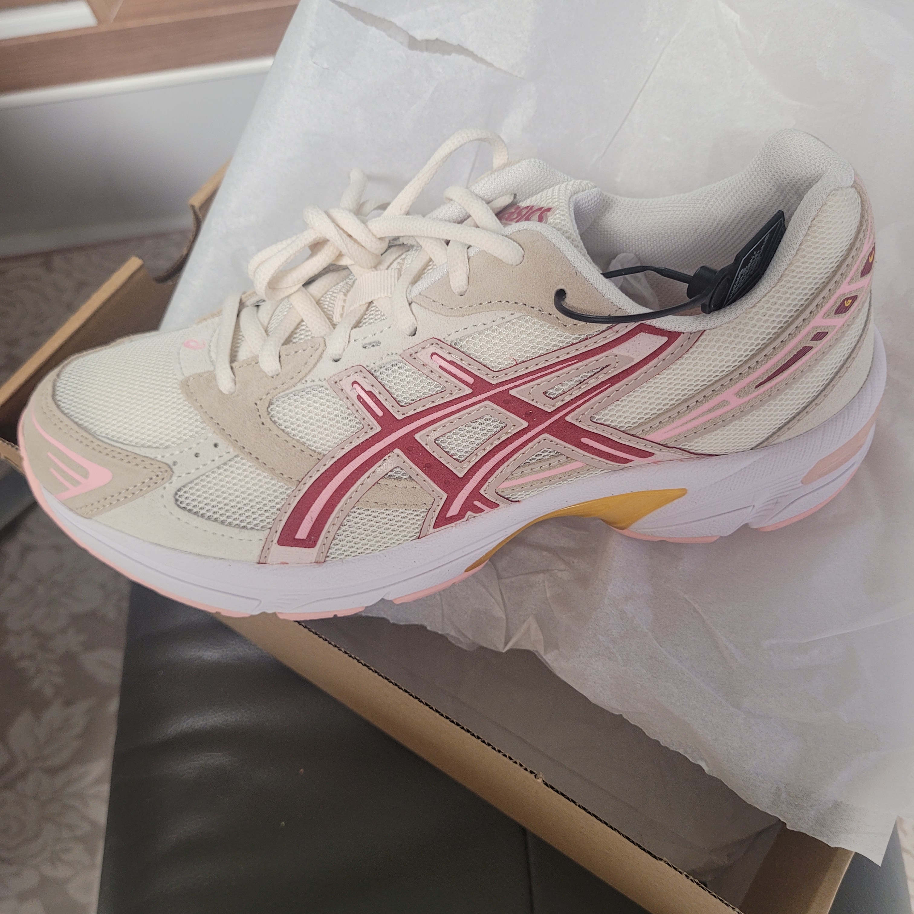 (W) Asics Gel-1130 Red 착용 스타일