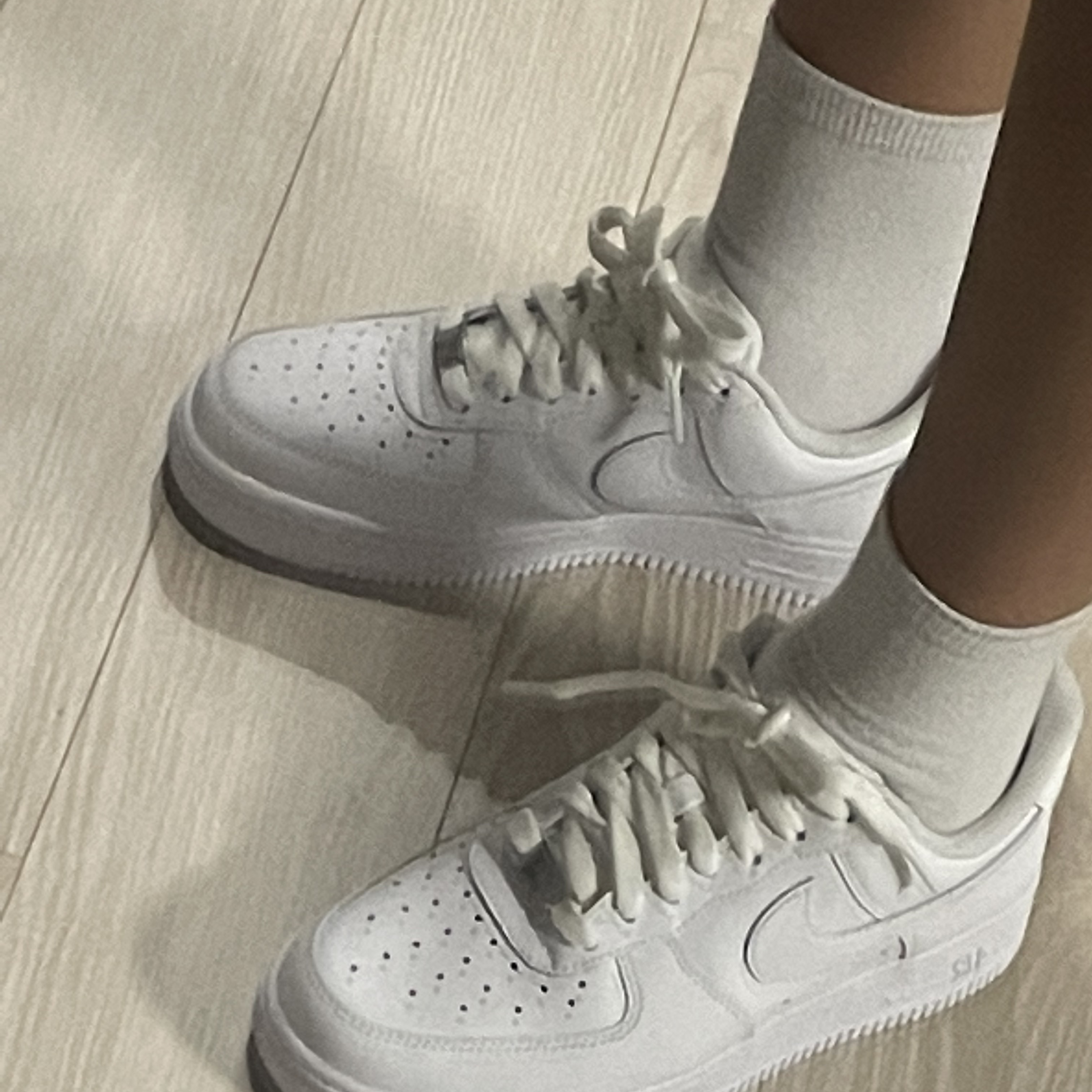 (W) Nike Air Force 1 '07 Low White 착용 스타일