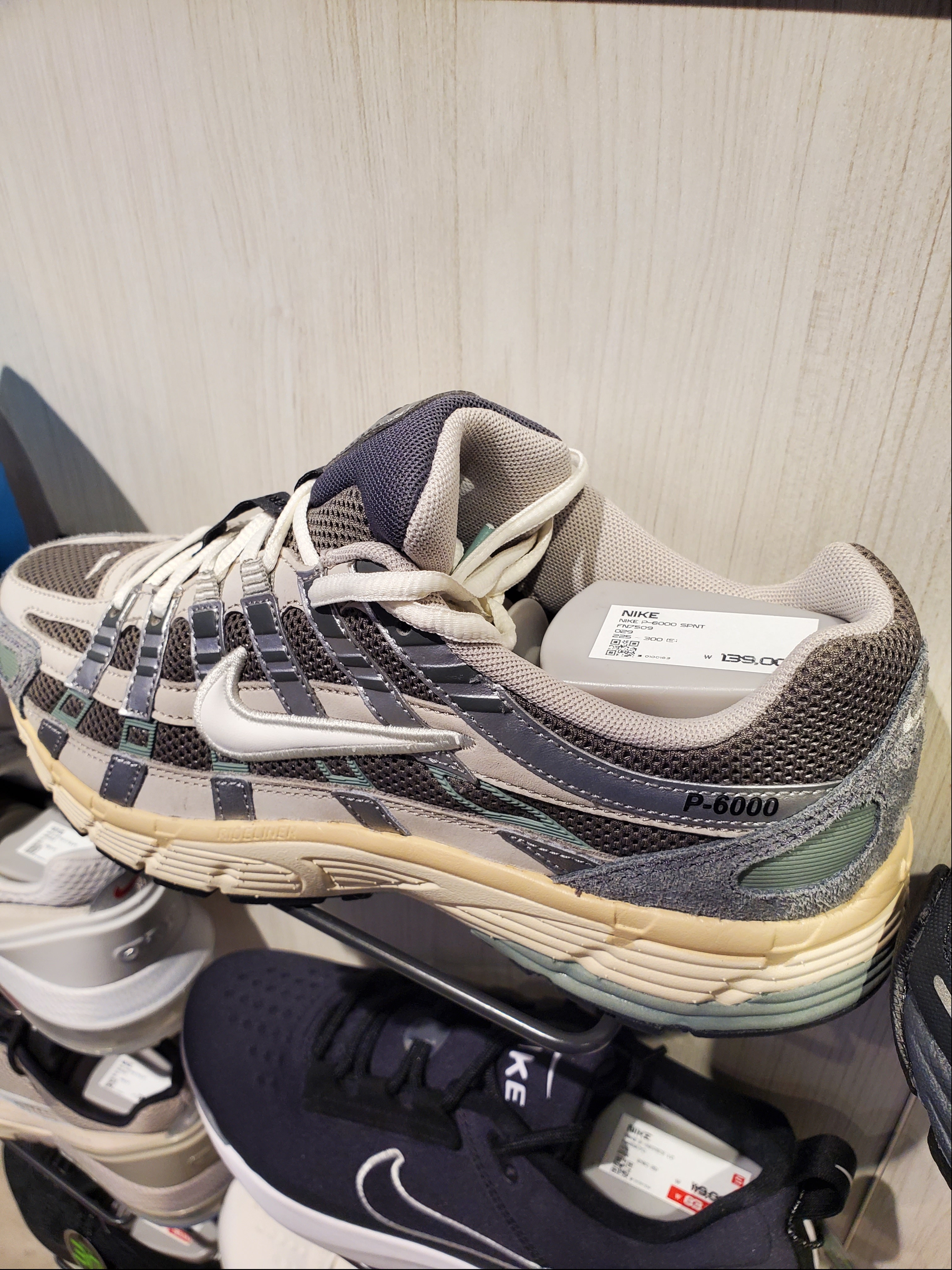 Souvenir Official Eunify T-Shirt Blue 2022, Jordan 1 x Travis Scott x Fragment Retro Low OG SP Military Blue 착용 스타일 - 3
