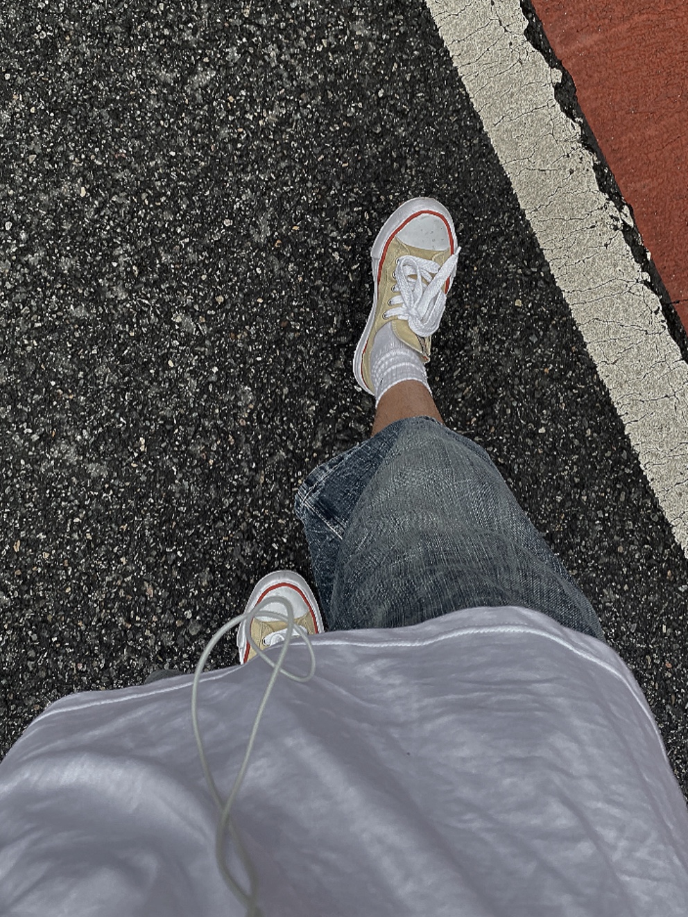 Maison Mihara Yasuhiro Peterson OG Sole Canvas Low-top Sneakers Natural 착용 스타일