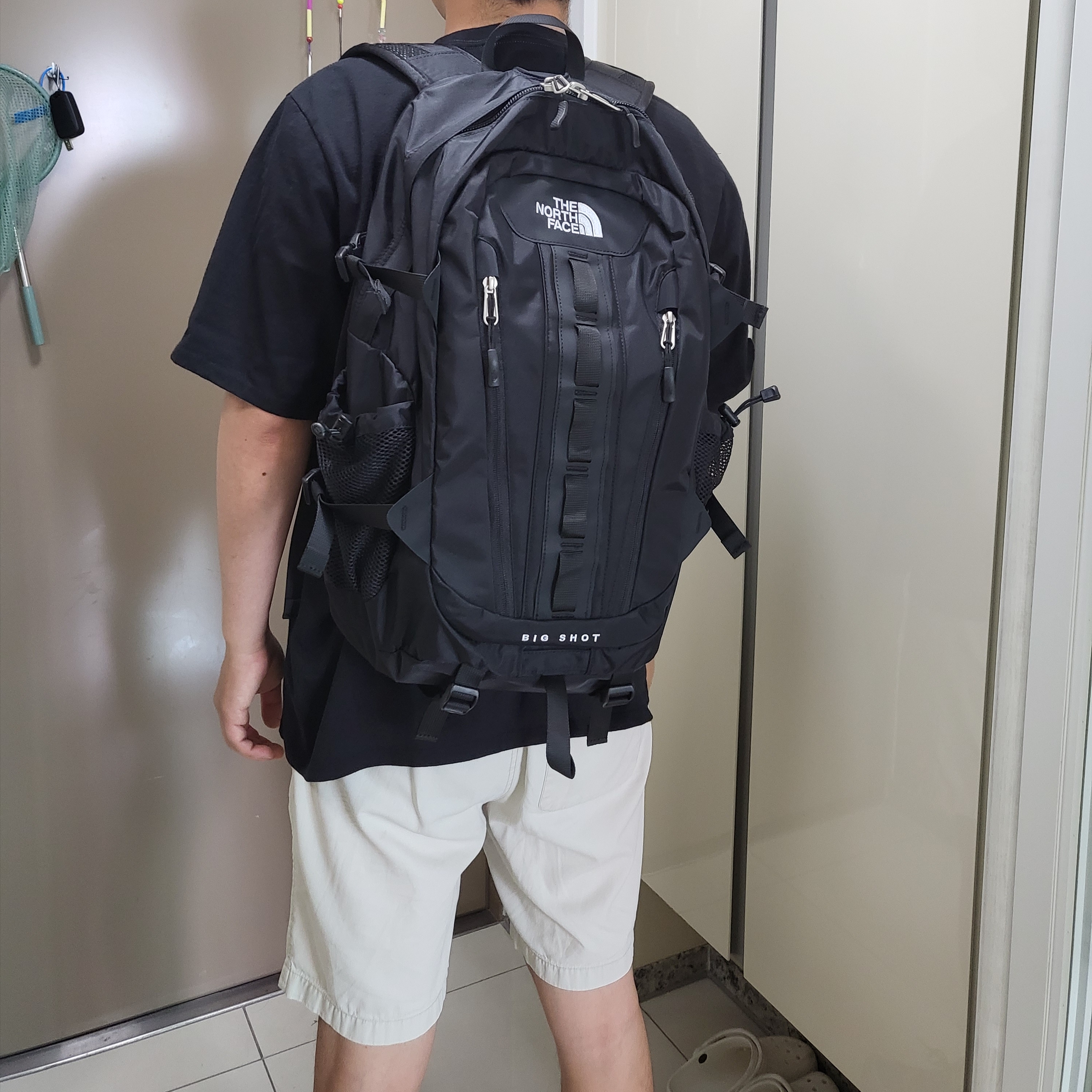 The North Face Big Shot Black 착용 스타일