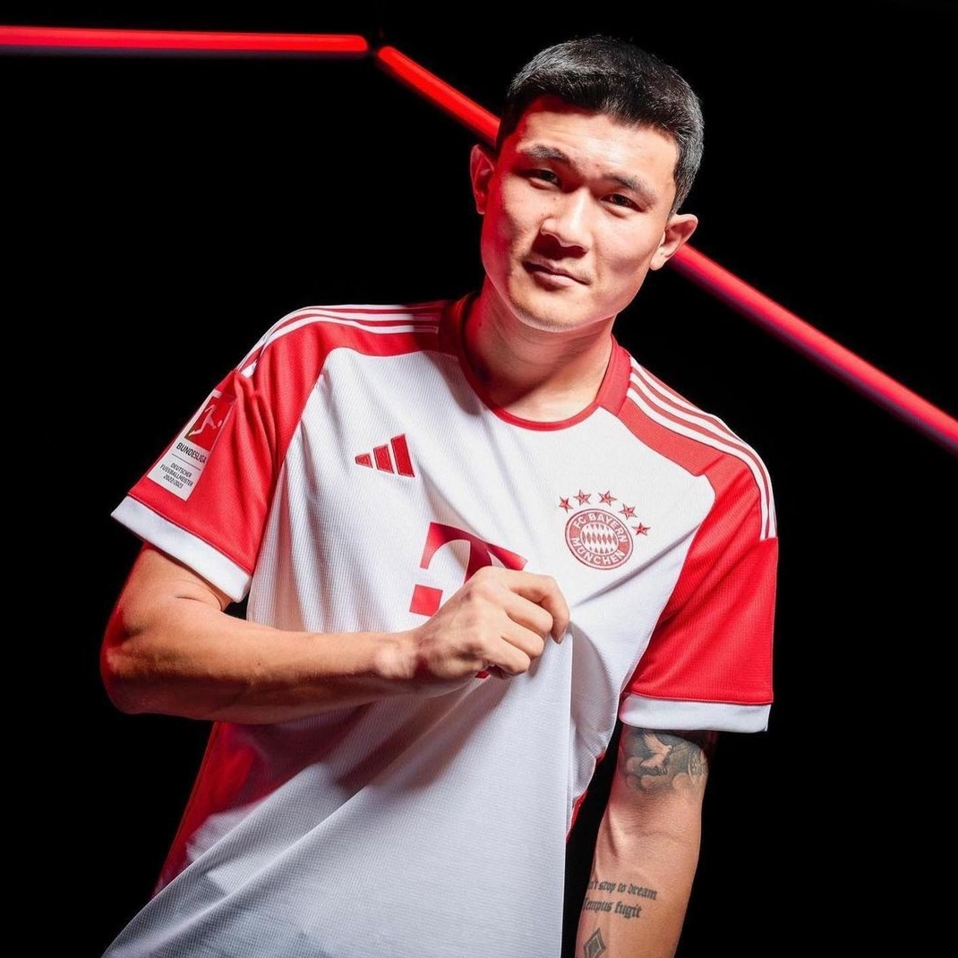 Adidas Bayern Munchen 2023/24 Home Jersey White Red - KR Sizing (Non Marking Ver.) 착용 스타일