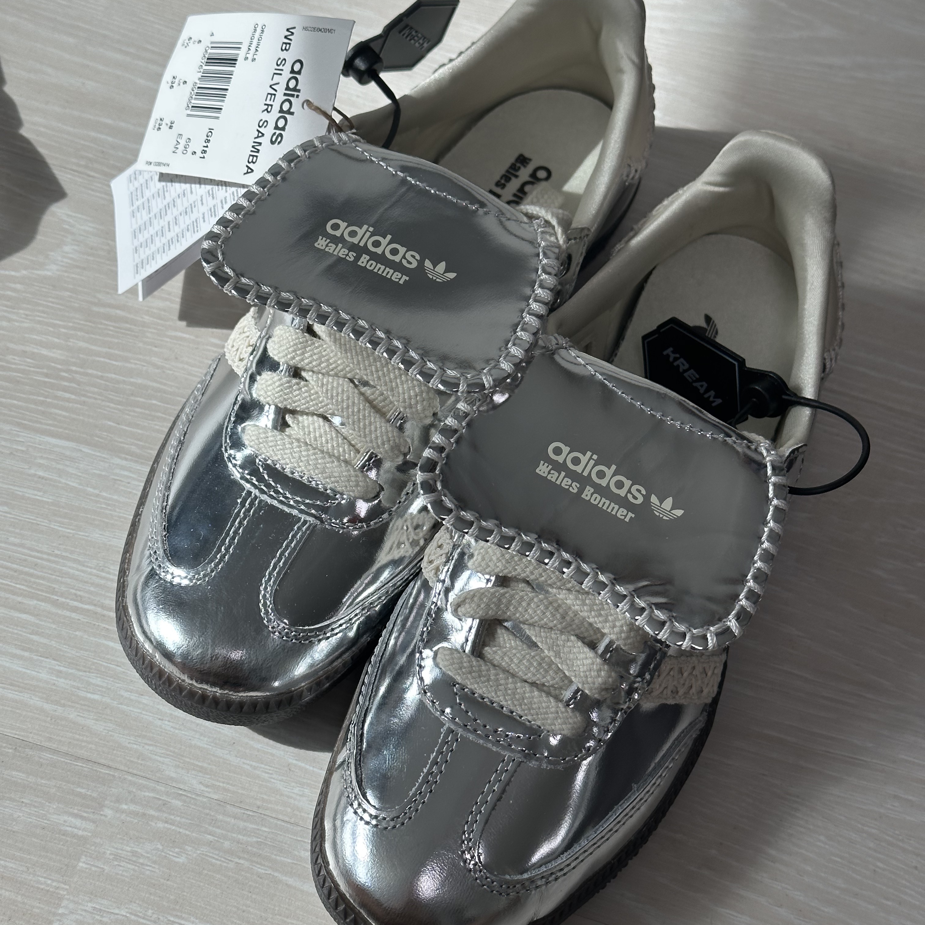 Adidas x Wales Bonner Samba Silver Metallic 착용 스타일 - 2