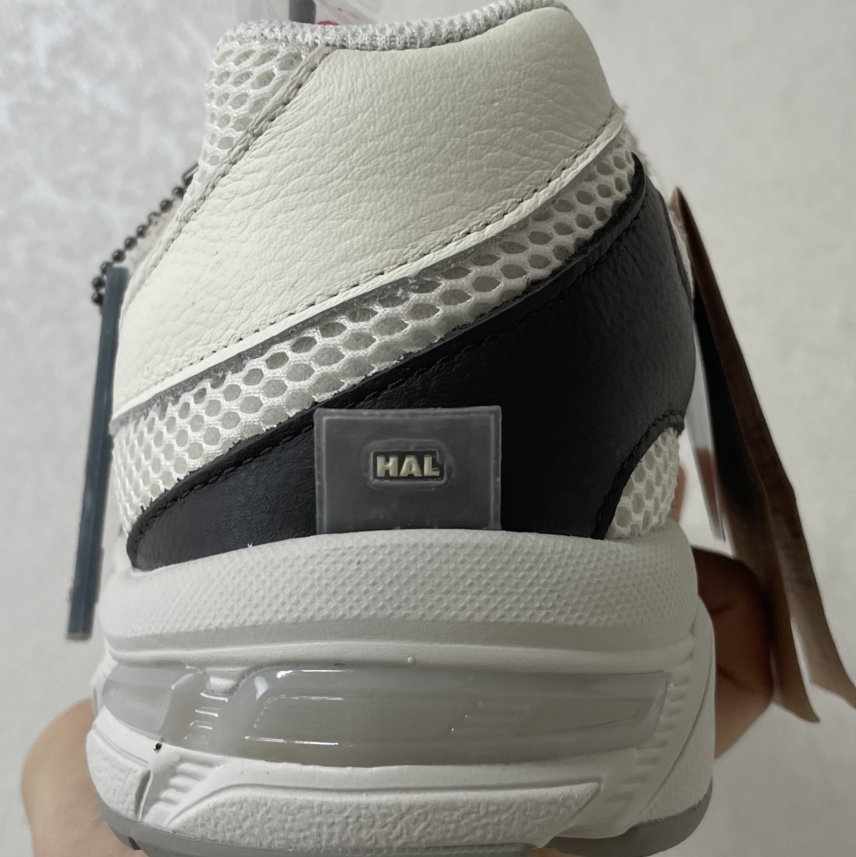 Asics x Hal Studios Gel-1130 MK-III Glacier 착용 스타일 - 2