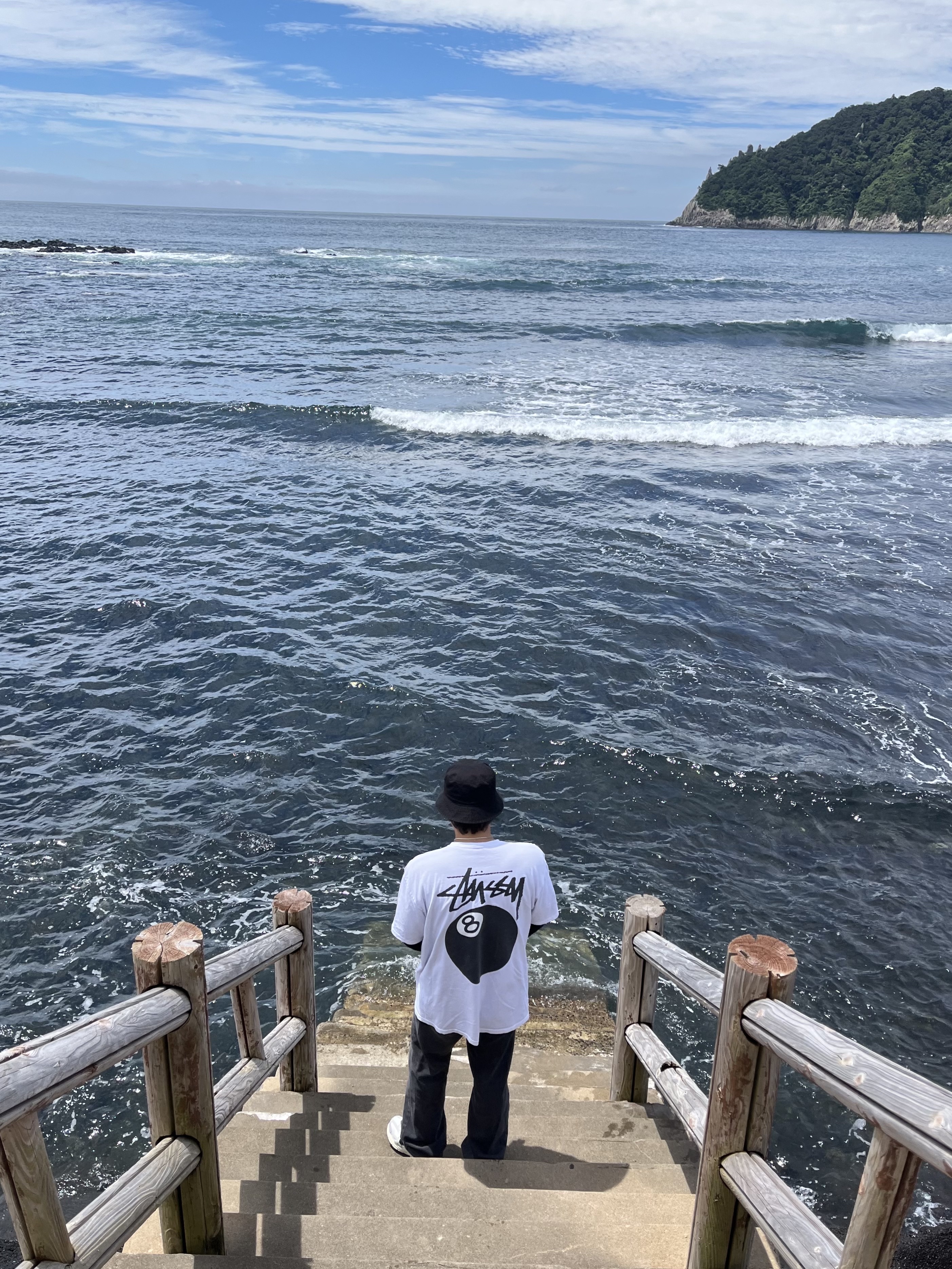 Stussy 8 Ball T-Shirt White - 22SS 착용 스타일 - 2