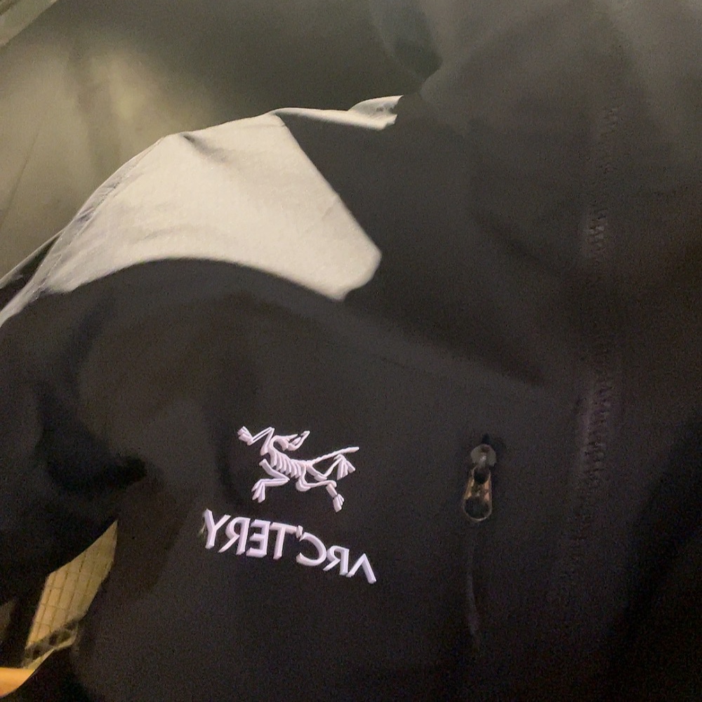 Arc'teryx Squamish Hoody Black 착용 스타일