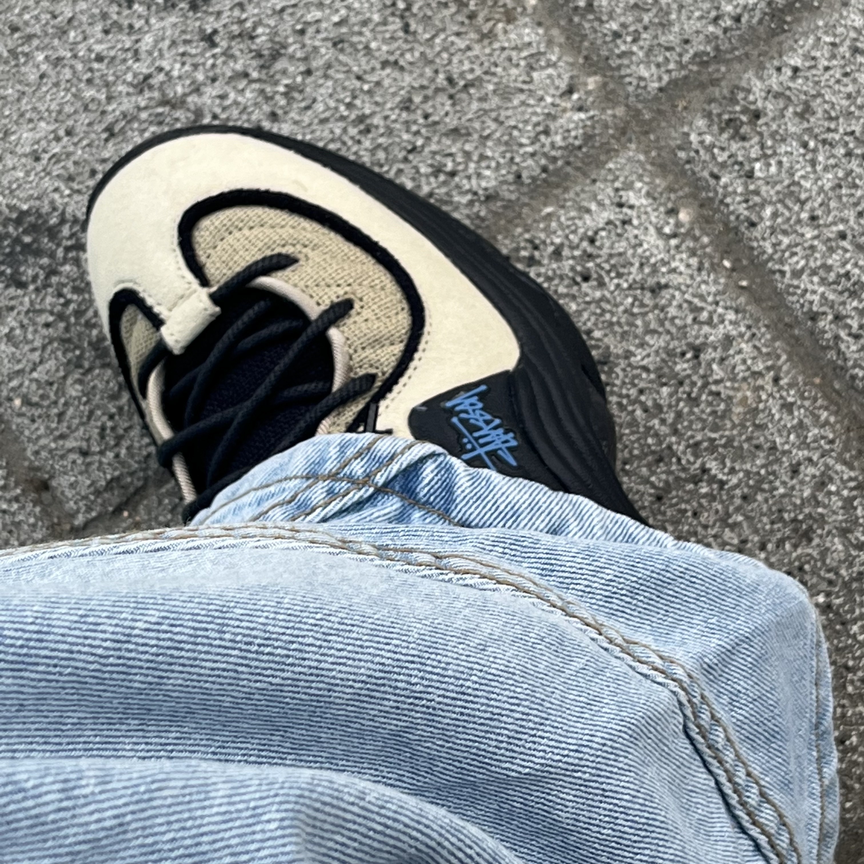 Nike x Stussy Air Penny II Rattan and Limestone 착용 스타일 - 3