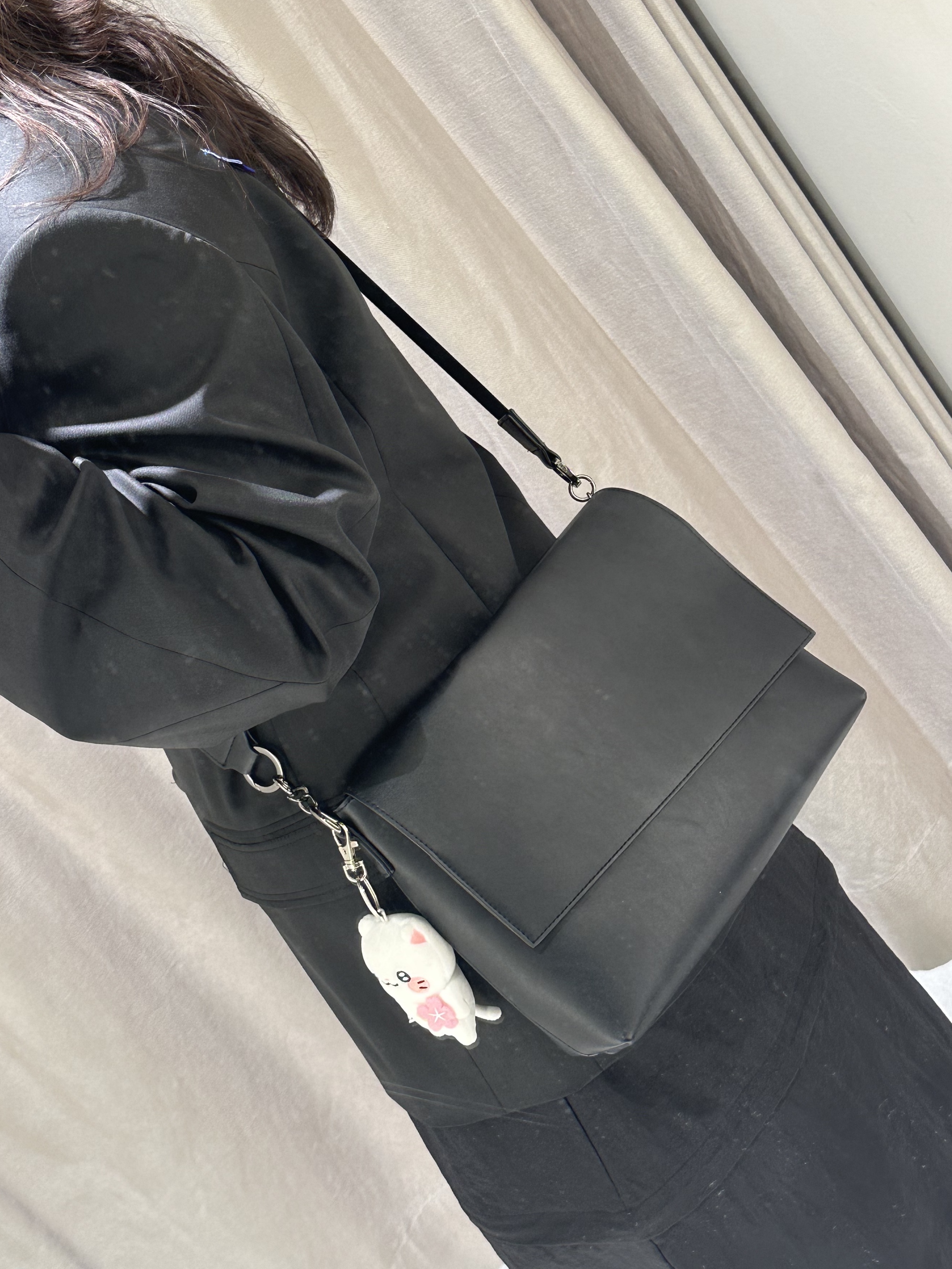 Zara x Ader Error Oversize Blazer Black 착용 스타일 - 1