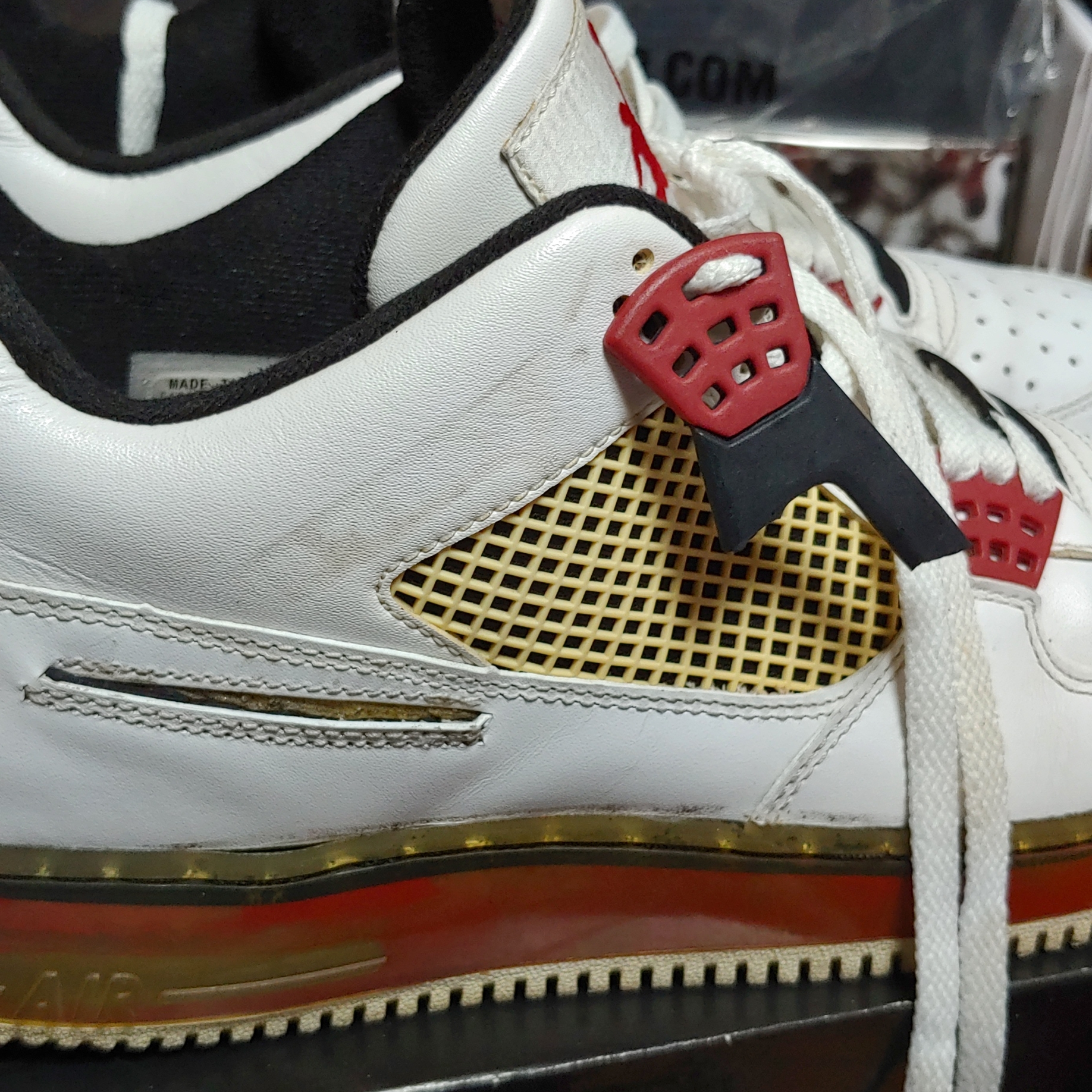 Jordan Fusion 4 Cement 착용 스타일 - 4