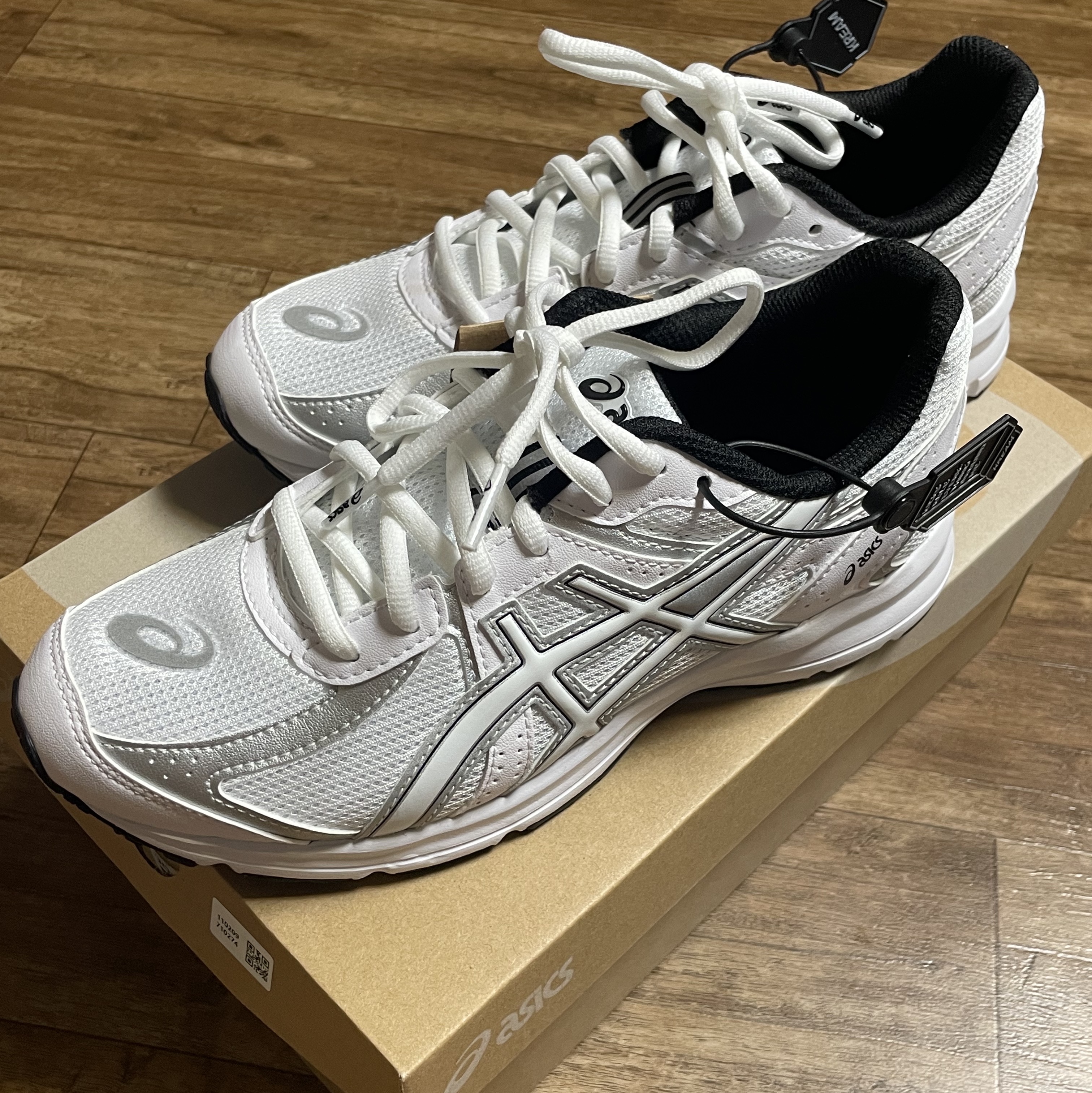 Asics Jog 100 S White - 2E Wide 착용 스타일 - 2