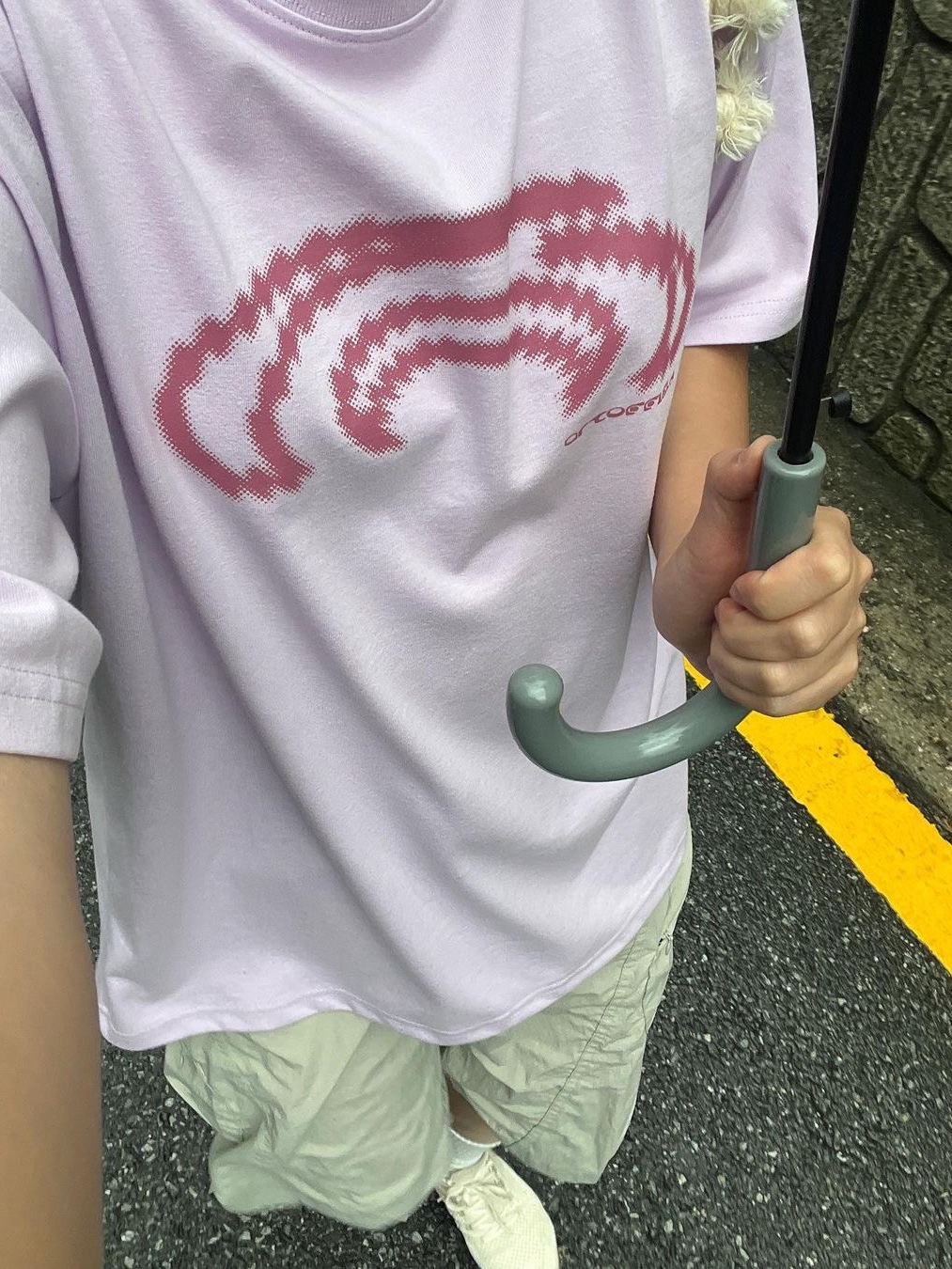 Art of Field Big Symbol Short Sleeve T-Shirt Pink, Art of Field Big Symbol Short Sleeve T-Shirt White 착용 스타일