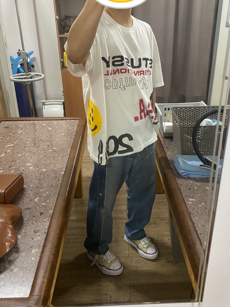 Maison Mihara Yasuhiro Peterson OG Sole Canvas Low-top Sneakers Natural, Stussy x Cactus Plant Flea Market USA 2019 T-Shirt White 착용 스타일 - 3