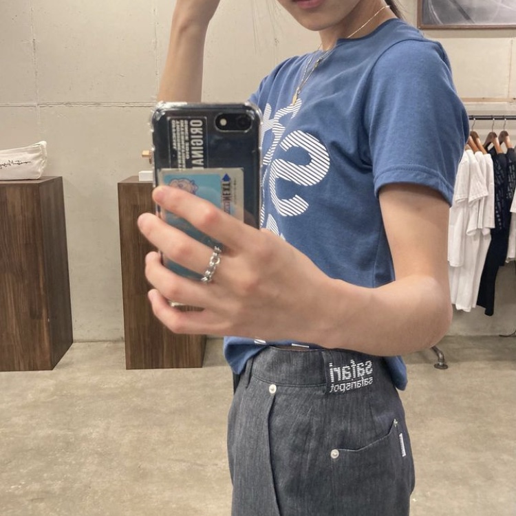 Safarispot Women 1/2 Tags Ticketing Tee Navy, Safarispot Women 1/2 Ticketing Linen Denim Pants Indigo 착용 스타일 - 3