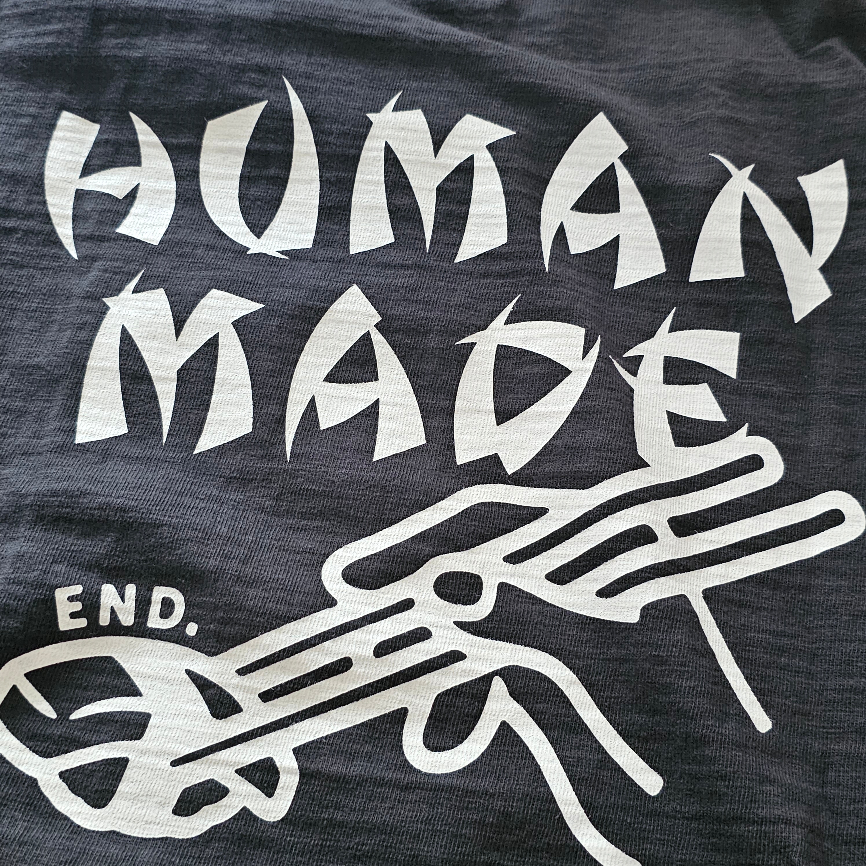 Human Made x END. Sushi T-Shirt Black 착용 스타일