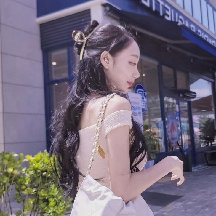 KREAM 프로필 이미지
