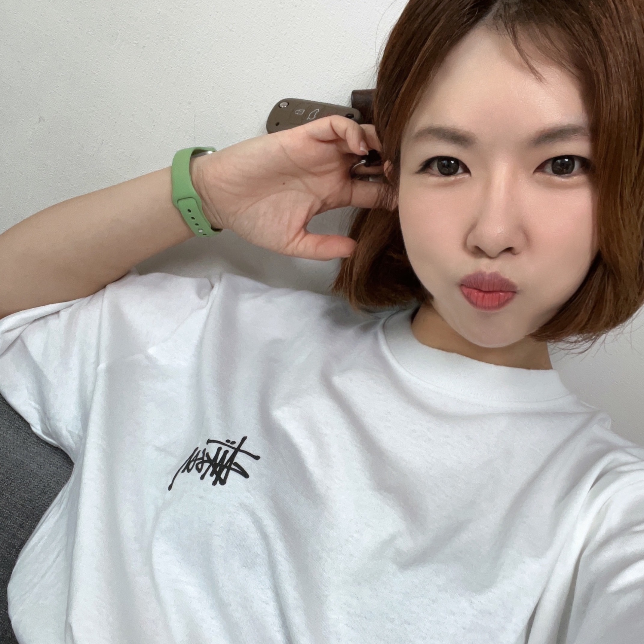 Stussy Basic Stussy T-Shirt White 2023 착용 스타일 - 2