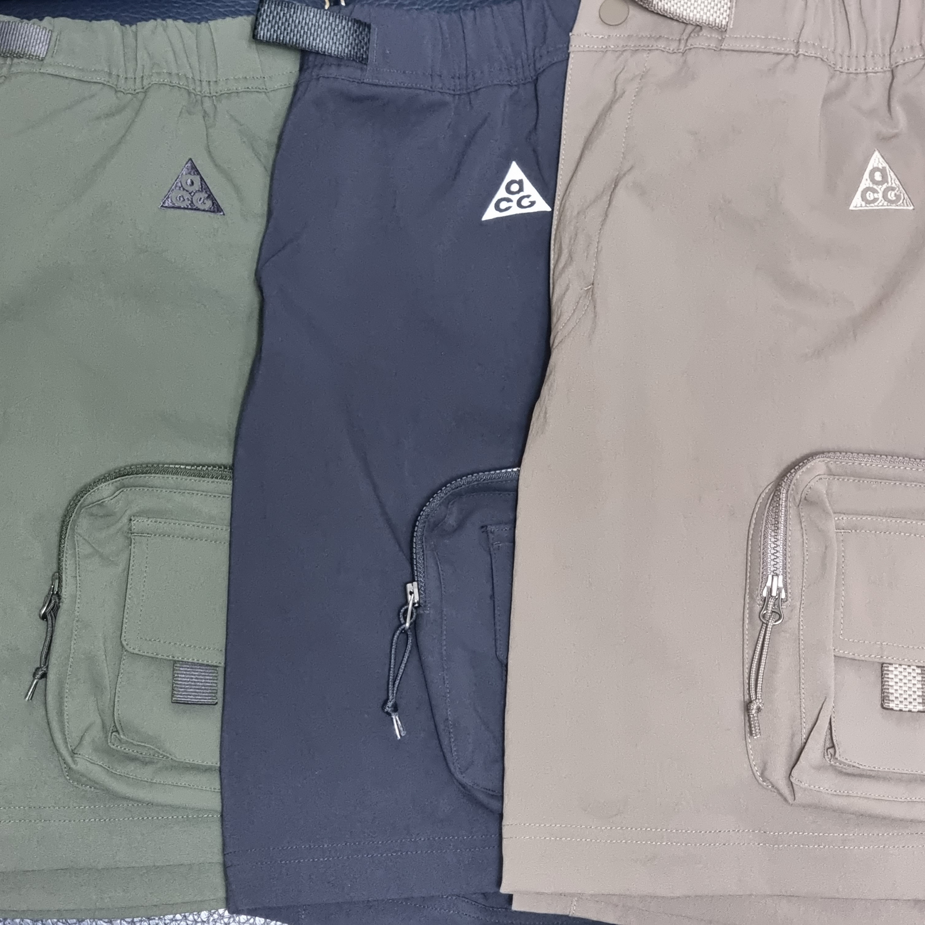 Nike ACG Cargo Shorts Sequoia - Asia, Nike ACG Cargo Shorts Black - Asia 착용 스타일