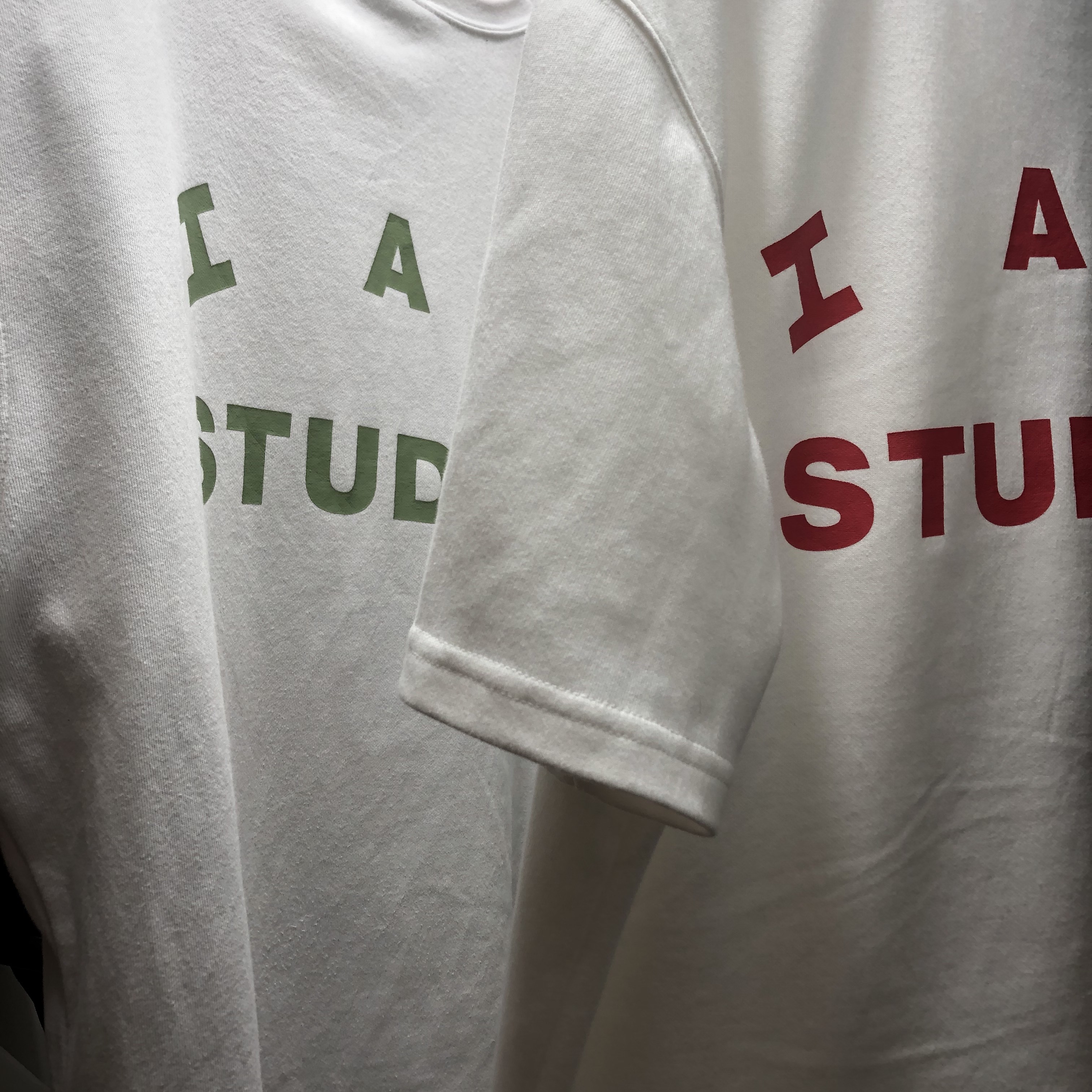 IAB Studio Cropped Pique Shirt Black - The Hyundai Seoul Exclusive, IAB Studio T-Shirt White - The Hyundai Seoul Exclusive 착용 스타일 - 2