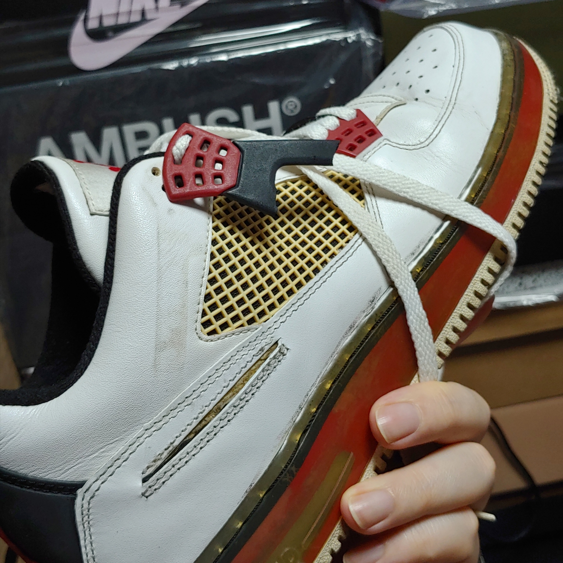 Jordan Fusion 4 Cement 착용 스타일 - 2