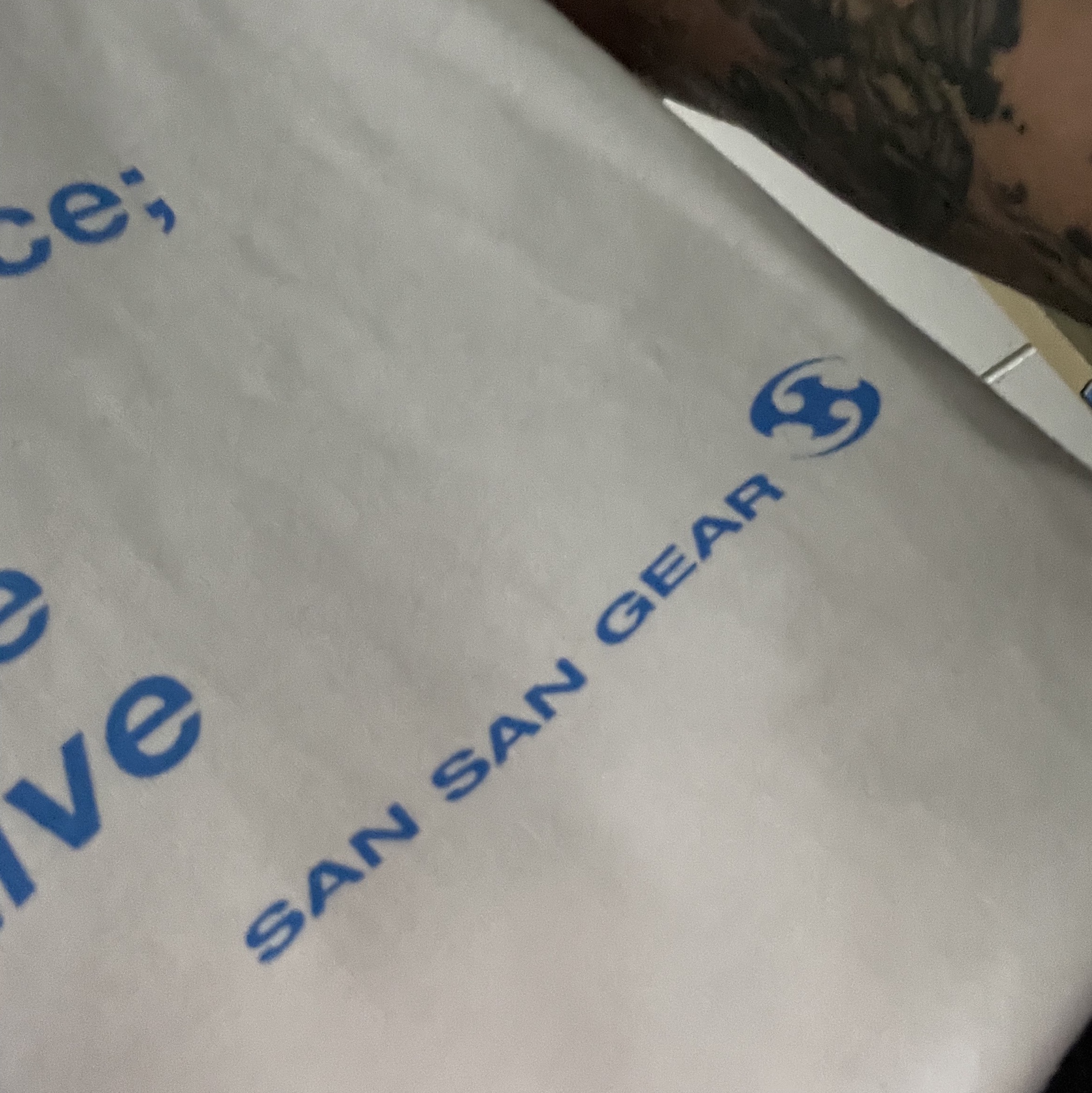 Sansan Gear Tulips Galore T-Shirt White - 22SS 착용 스타일