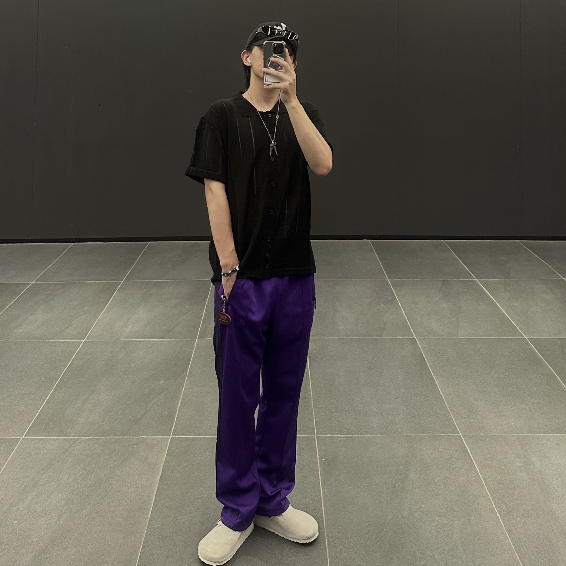 Birkenstock x Stussy Boston Clog Bone, Gentle Monster R.E.A.T. 01 Black 착용 스타일