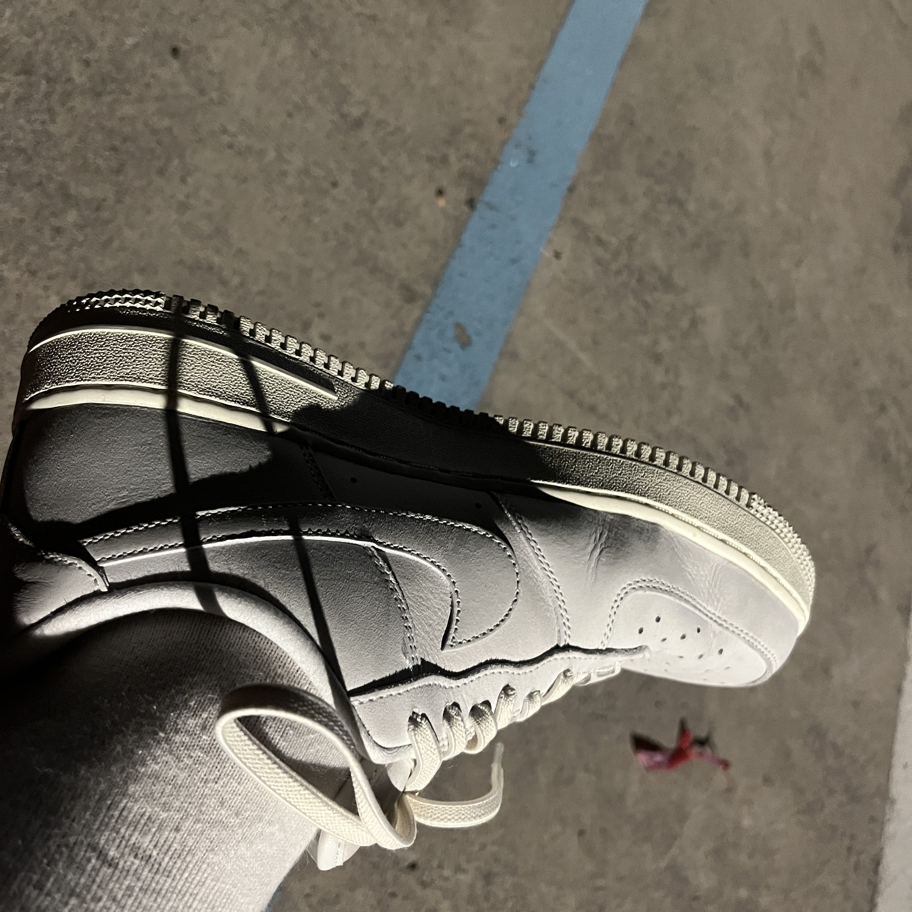(W) Nike Air Force 1 PRM MF Summit White 착용 스타일