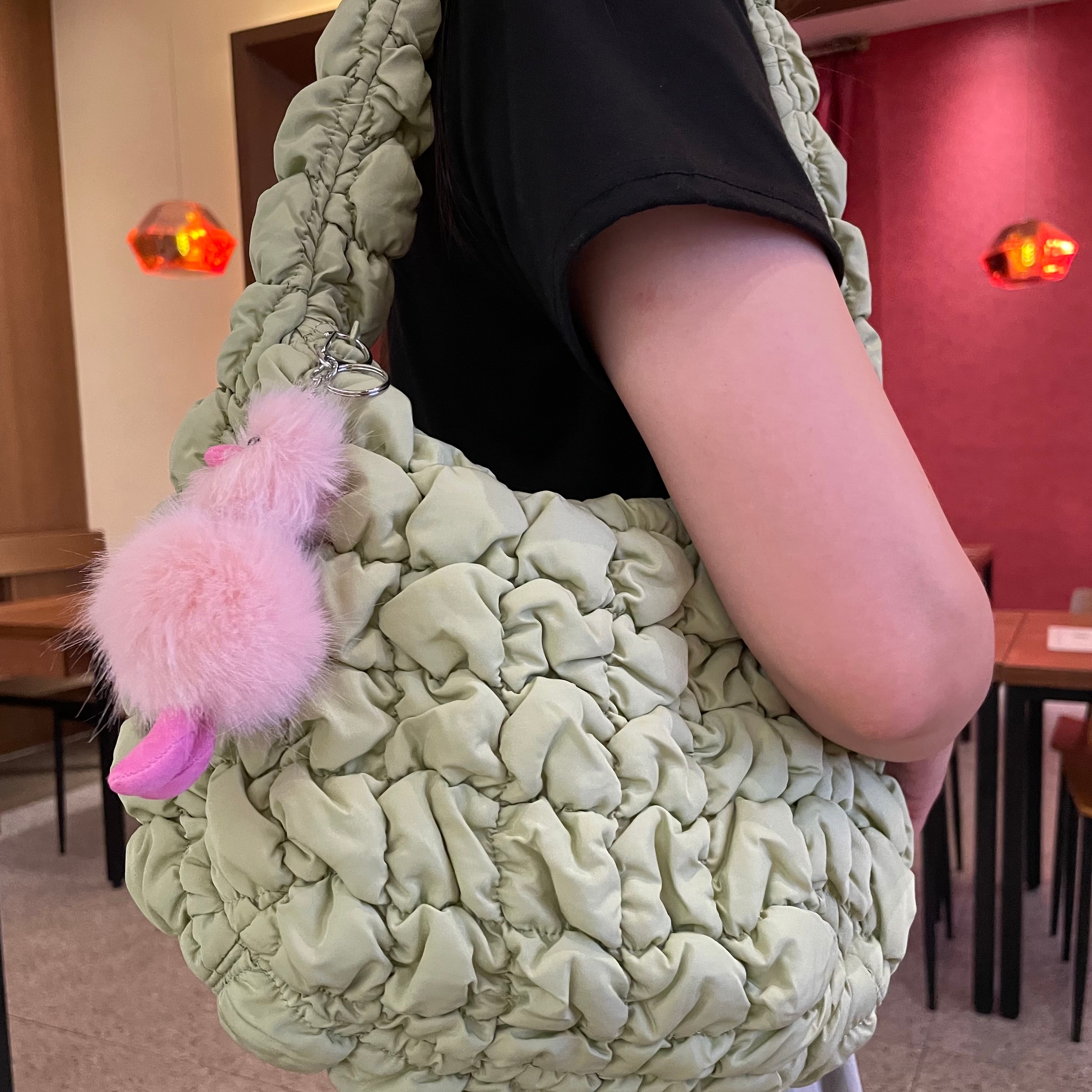 COS Quilted Mini Bag Light Green 착용 스타일
