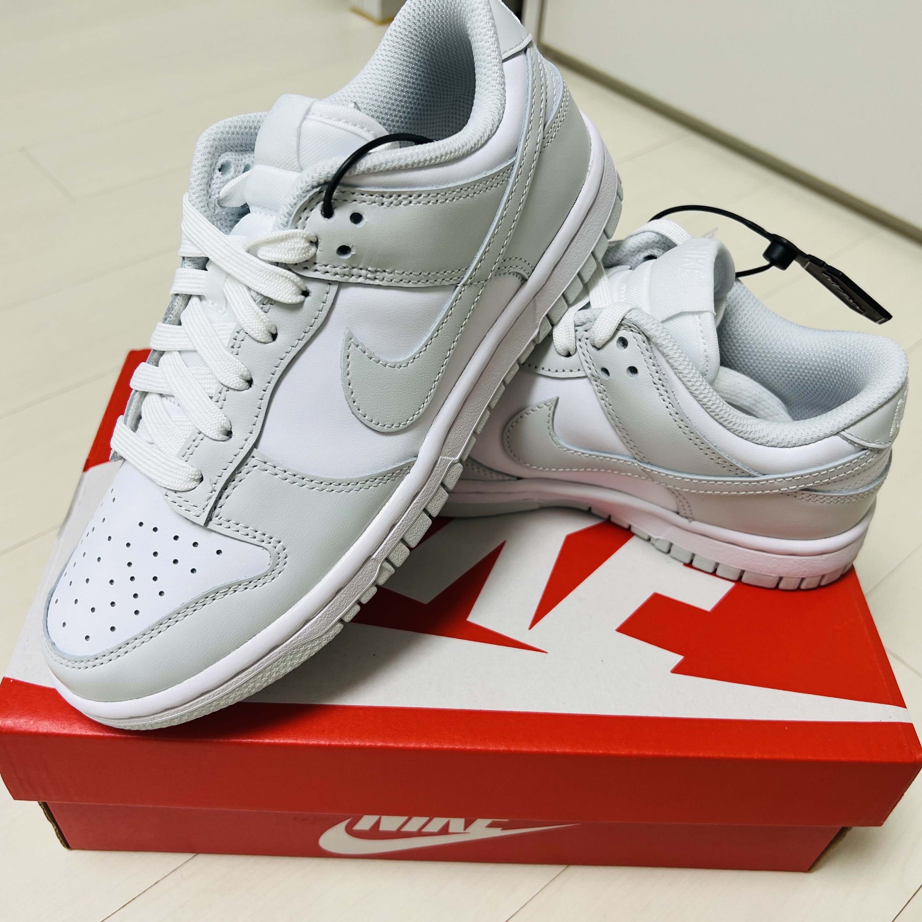(W) Nike Dunk Low Photon Dust 착용 스타일 - 2