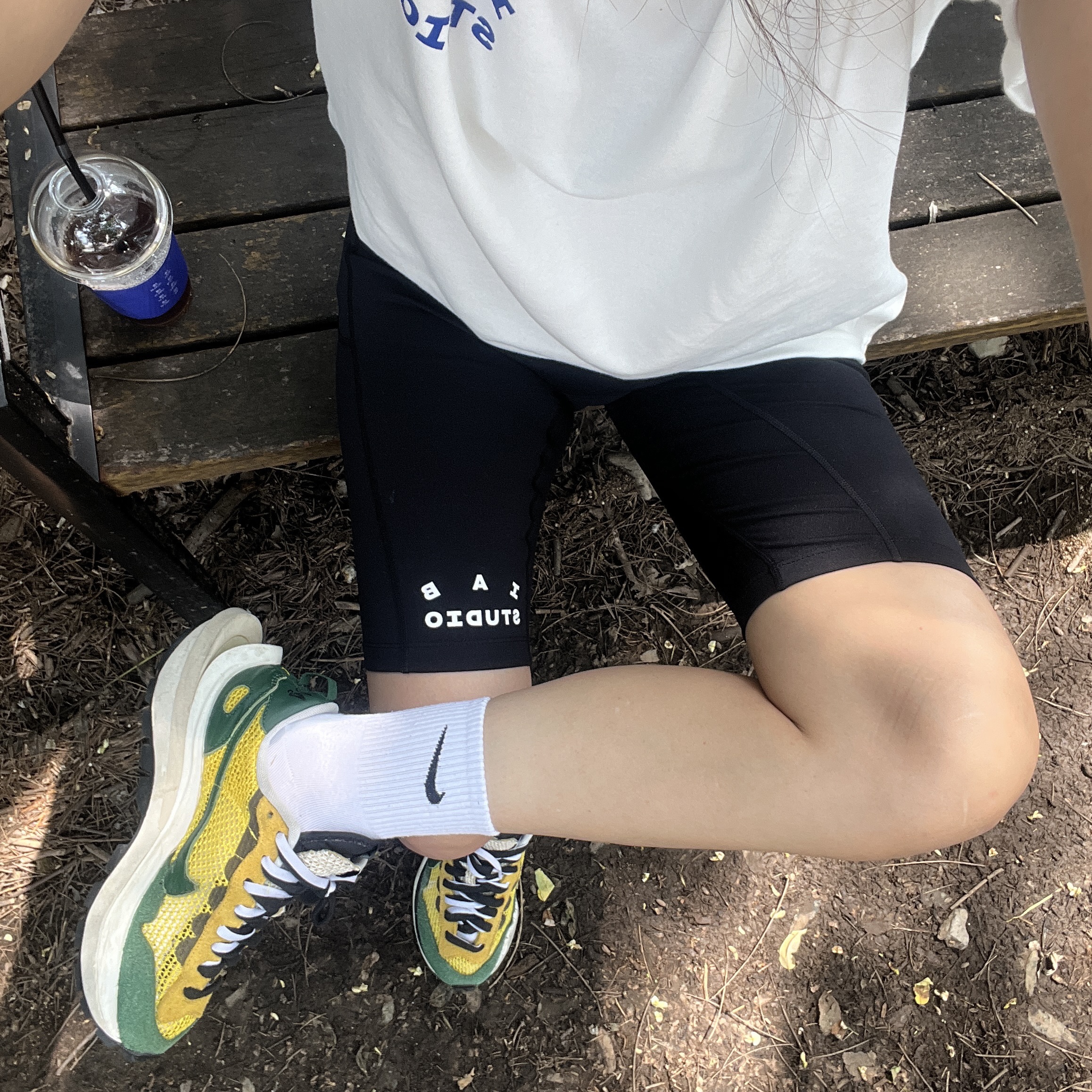 (W) IAB Studio Leggings Shorts Black - 23FW, IAB Studio 10th Anniversary T-Shirts Pack White & Black (2 Pack) 착용 스타일