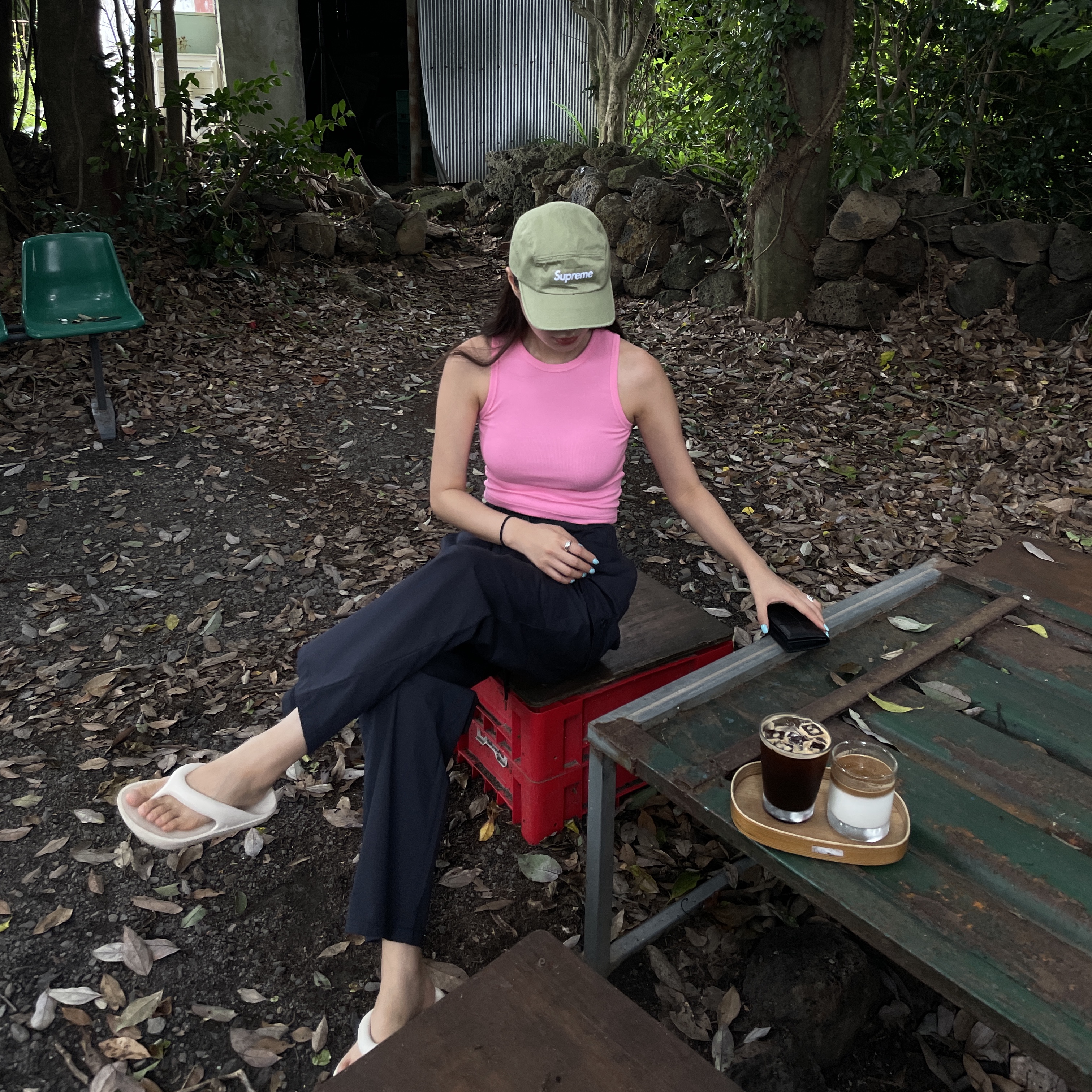 Supreme Washed Chino Twill Camp Cap Olive - 23SS, Prada Re-Nylon Re-Edition 2000 Mini Bag Alabaster Pink 착용 스타일 - 1