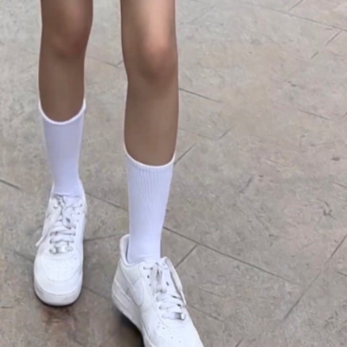 (W) Nike Air Force 1 '07 Low White 착용 스타일 - 2