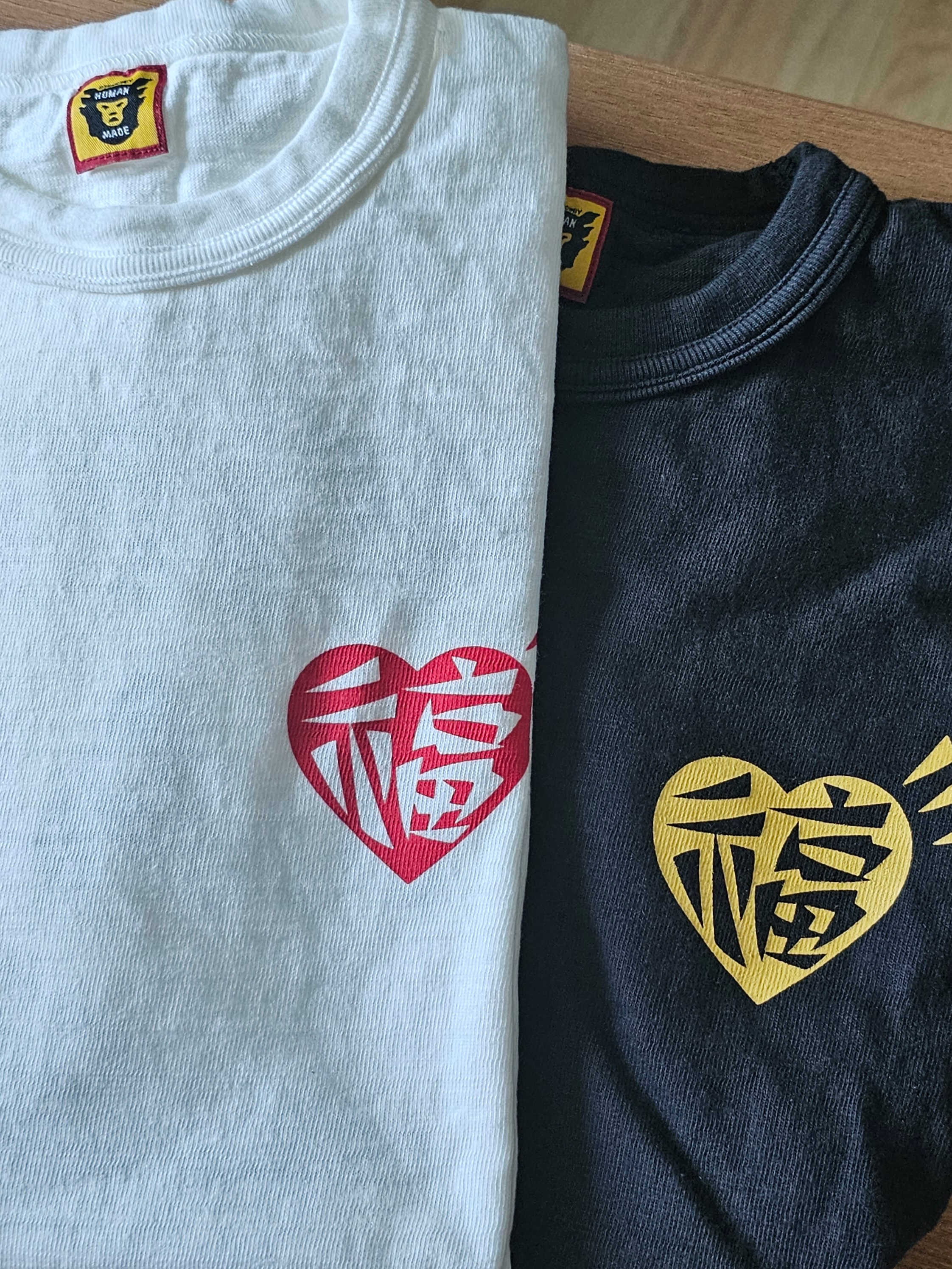 Human Made x END. Sushi T-Shirt White, Human Made x END. Sushi T-Shirt Black 착용 스타일 - 4