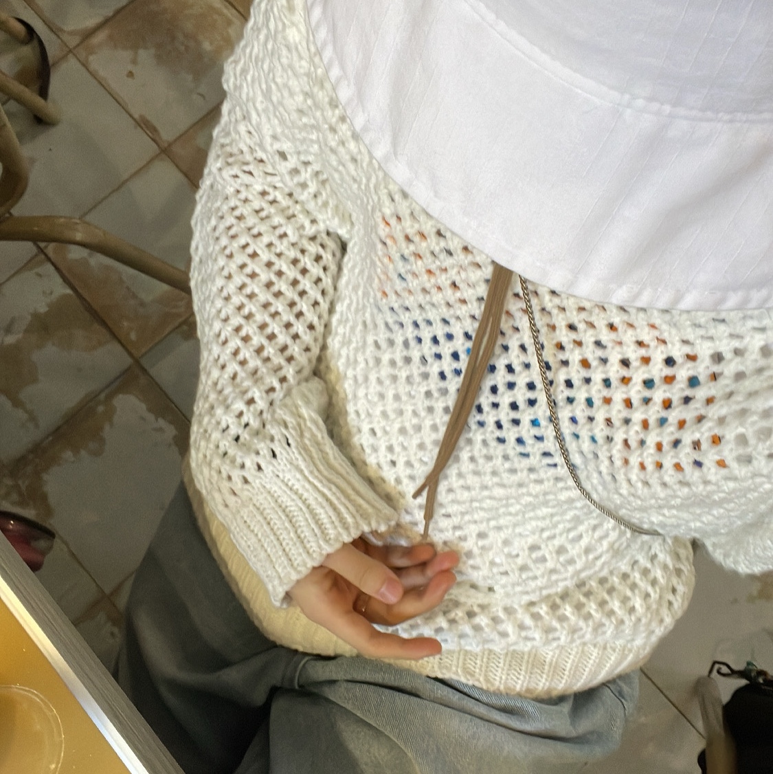 Nike x Jacquemus Bucket Hat White 착용 스타일 - 1