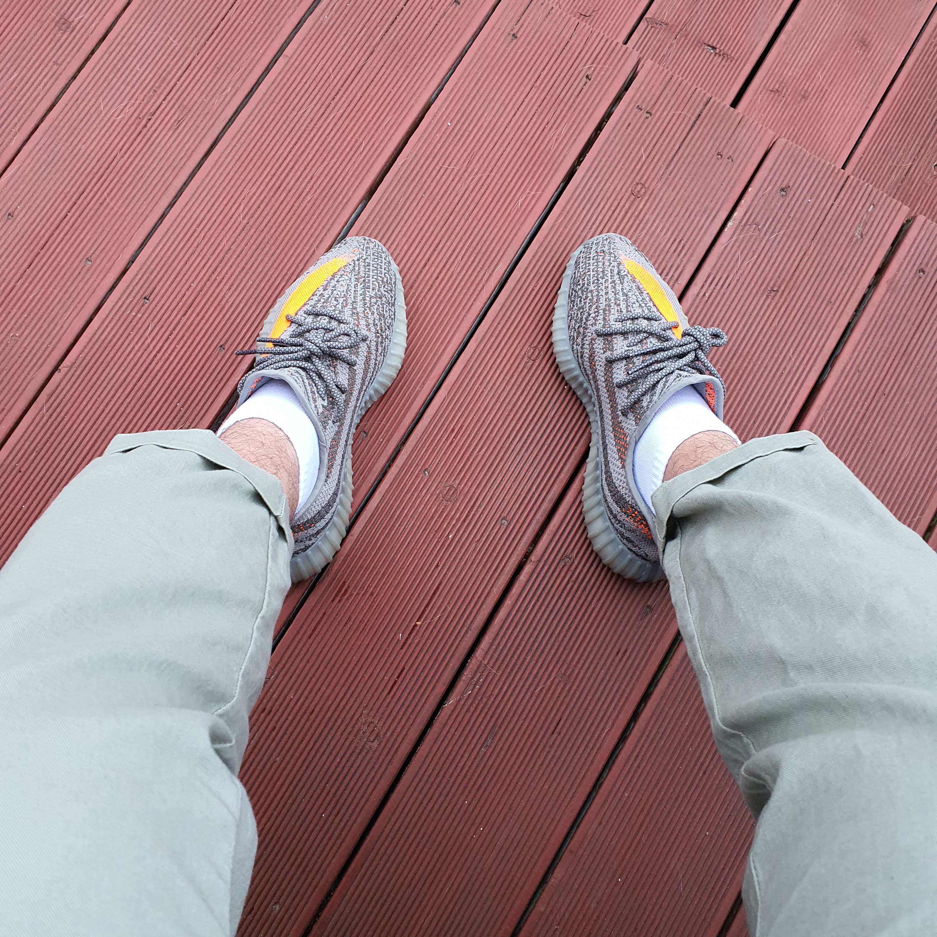 Adidas Yeezy Boost 350 V2 Beluga - Reflective 착용 스타일 - 2