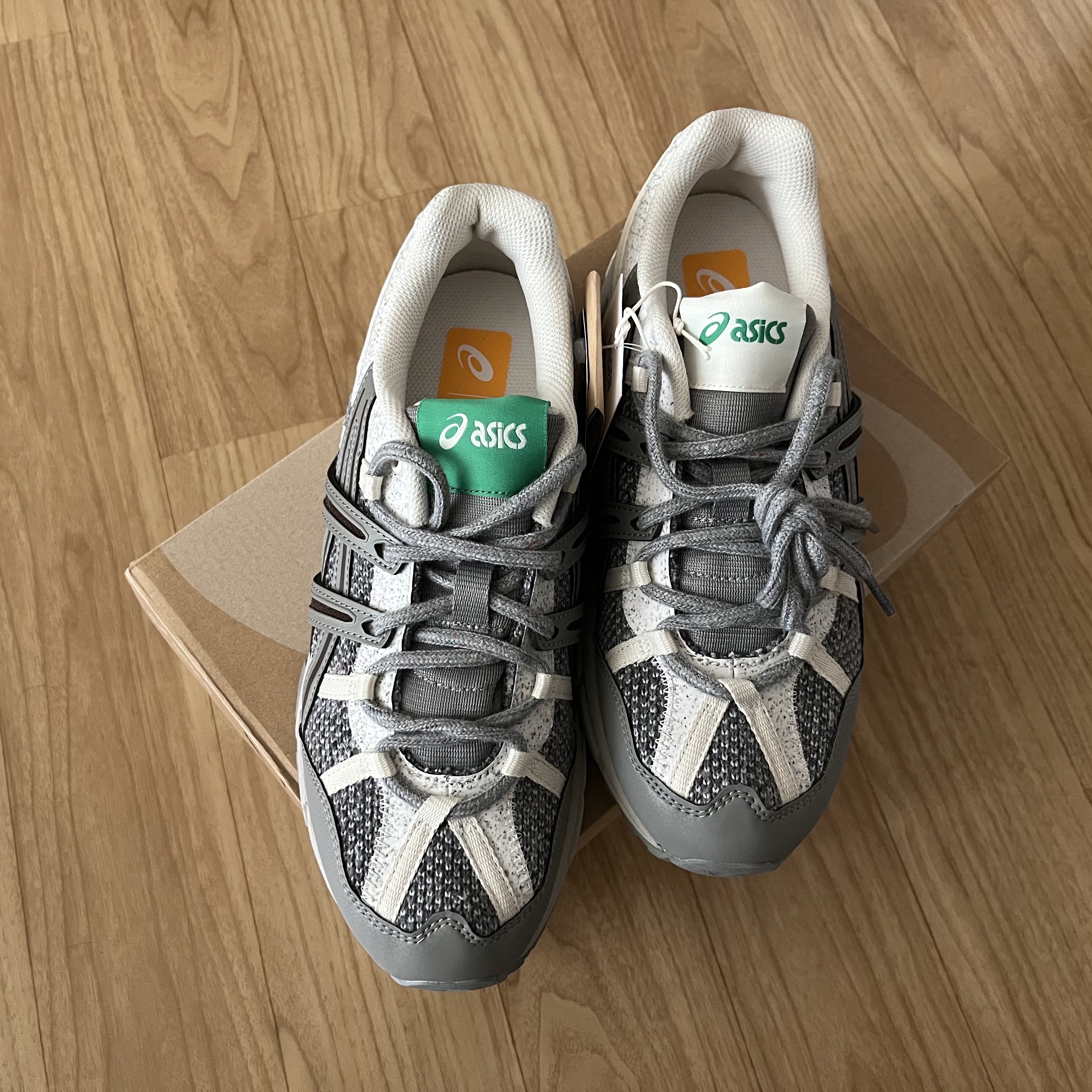 Asics Gel-Sonoma 15-50 Oyster Grey Cream 착용 스타일 - 4