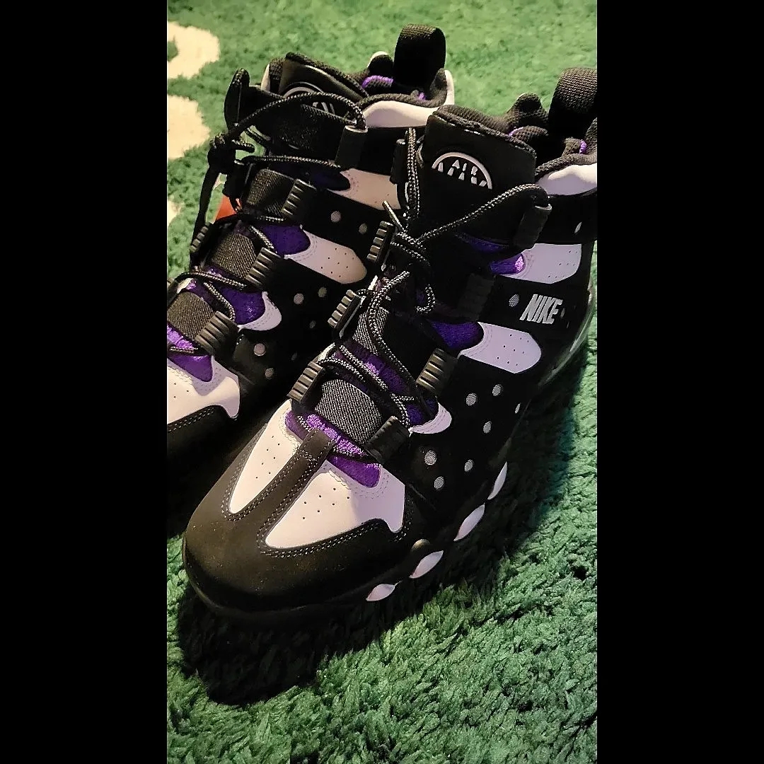 Nike Air Max 2 CB 94 Black and Pure Purple 착용 스타일 - 4