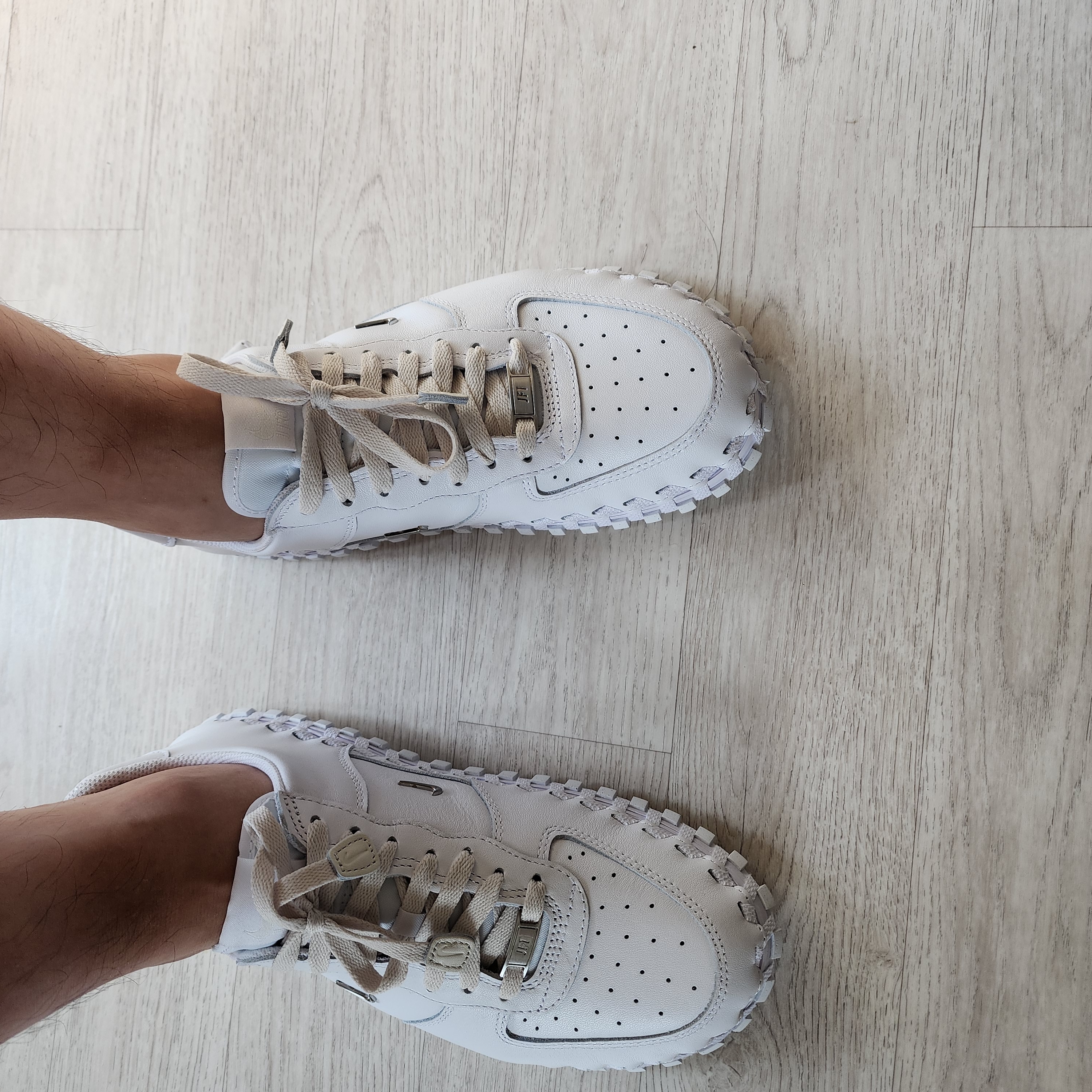 Nike x Jacquemus J Force 1 Low LX SP White 착용 스타일 - 3