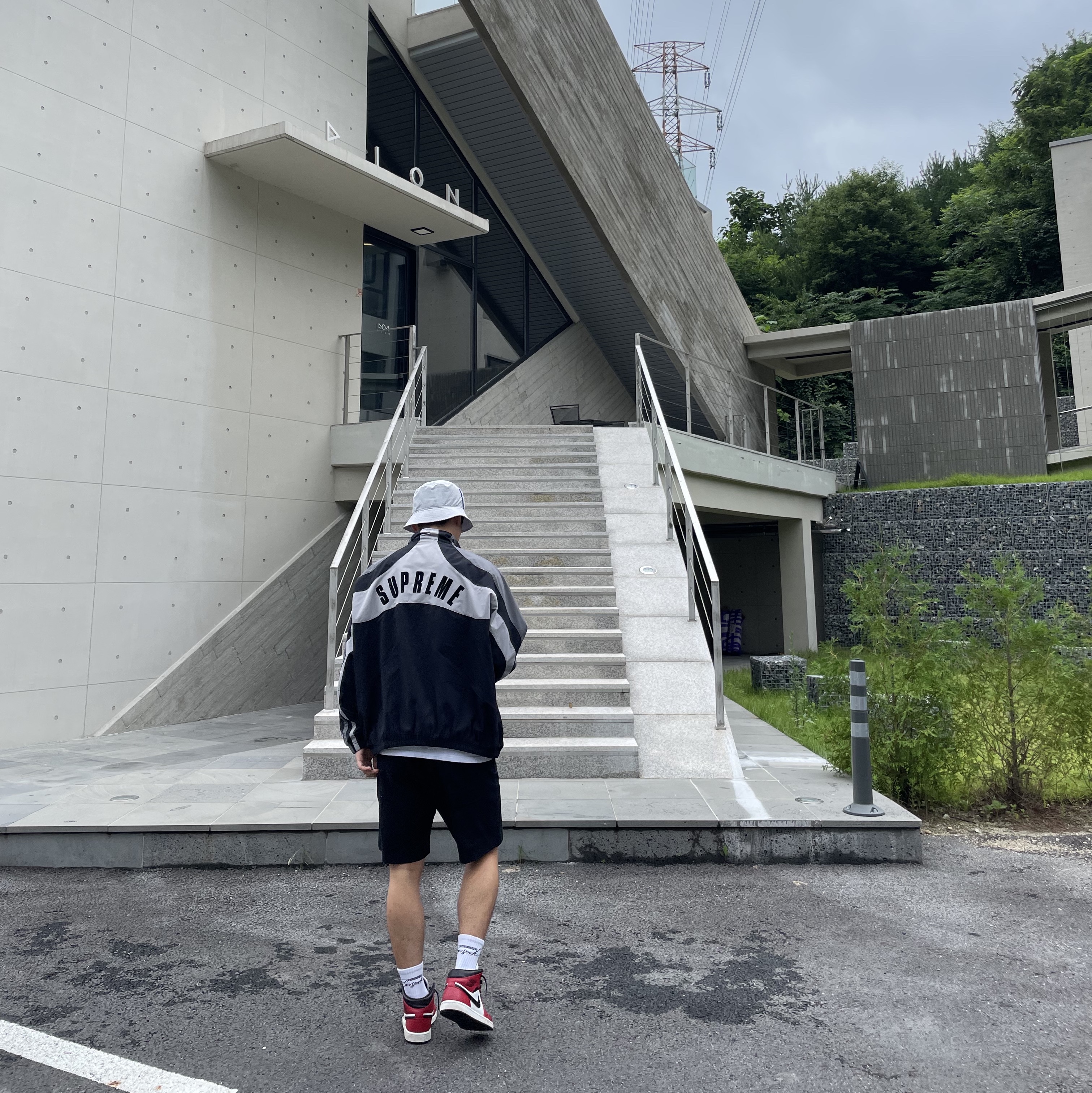 Supreme x Umbro Track Jacket Black - 23SS 착용 스타일