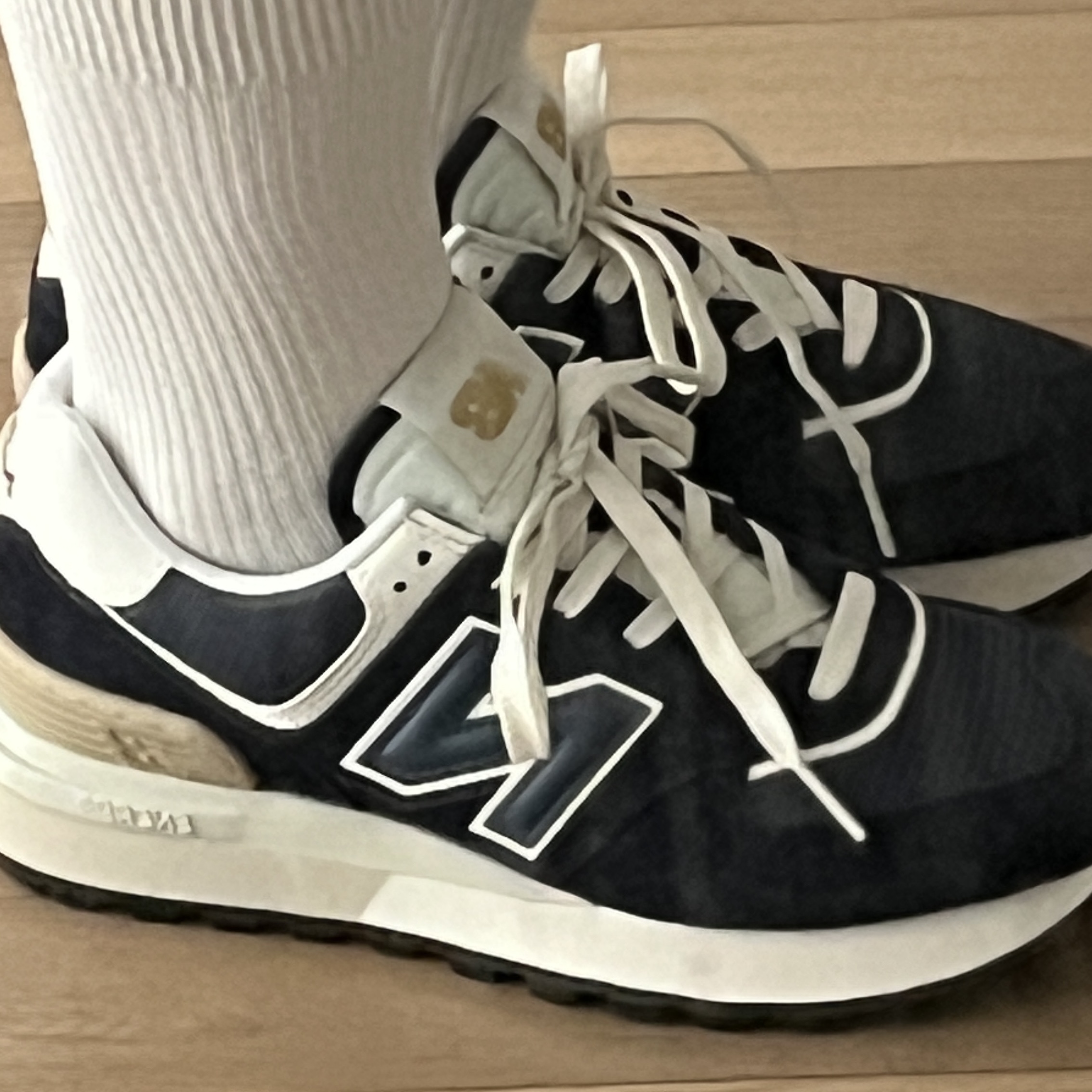 New Balance 574 Legacy Navy 착용 스타일