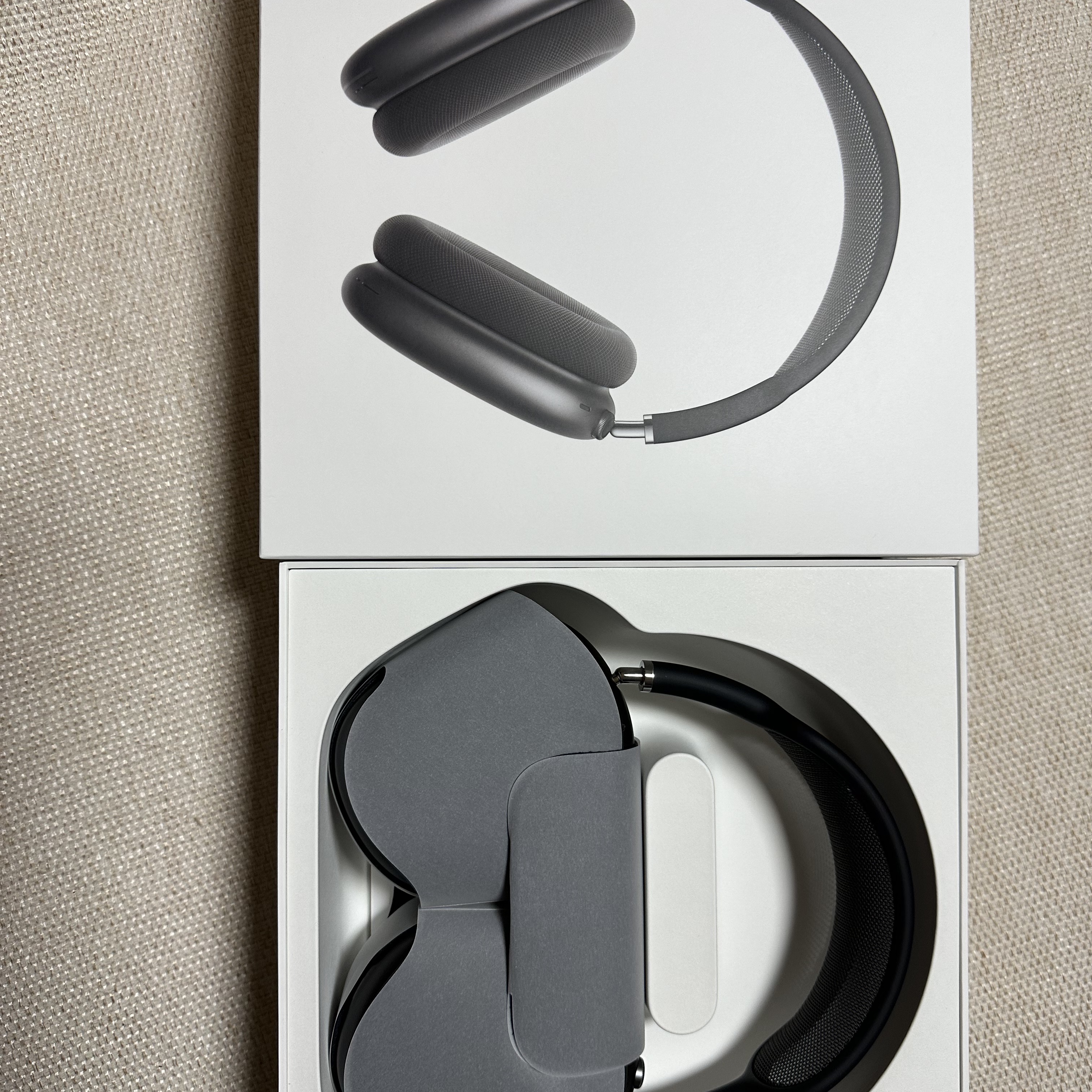 Apple AirPods Max Lightning Space Gray (Korean Ver.) 착용 스타일