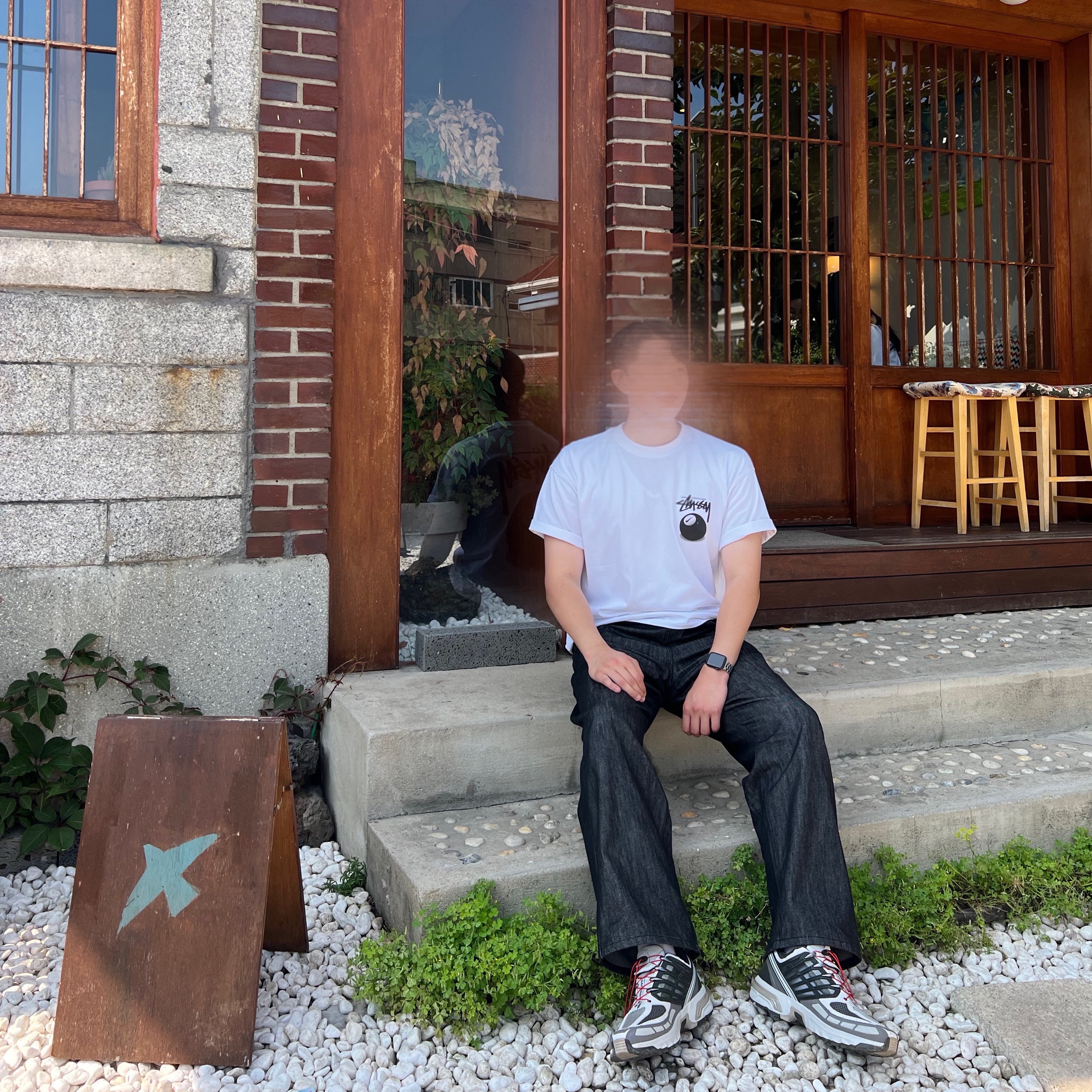 Salomon ACS Pro Beluga Vintage Khaki, Nike x Stussy NRG FL SS 8 Ball T-Shirt White (DO9322-100) 착용 스타일 - 3