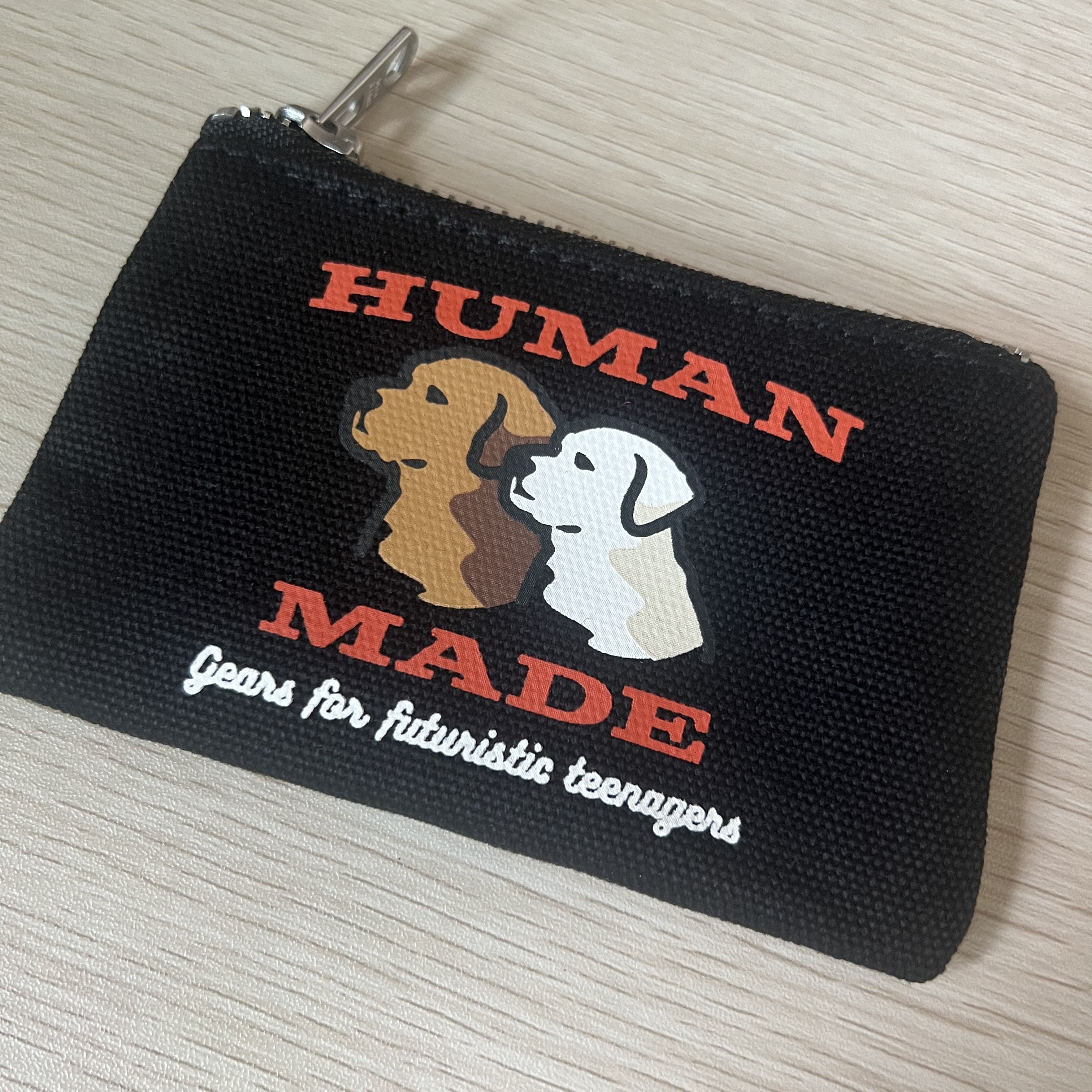 Human Made Card Case Black 착용 스타일