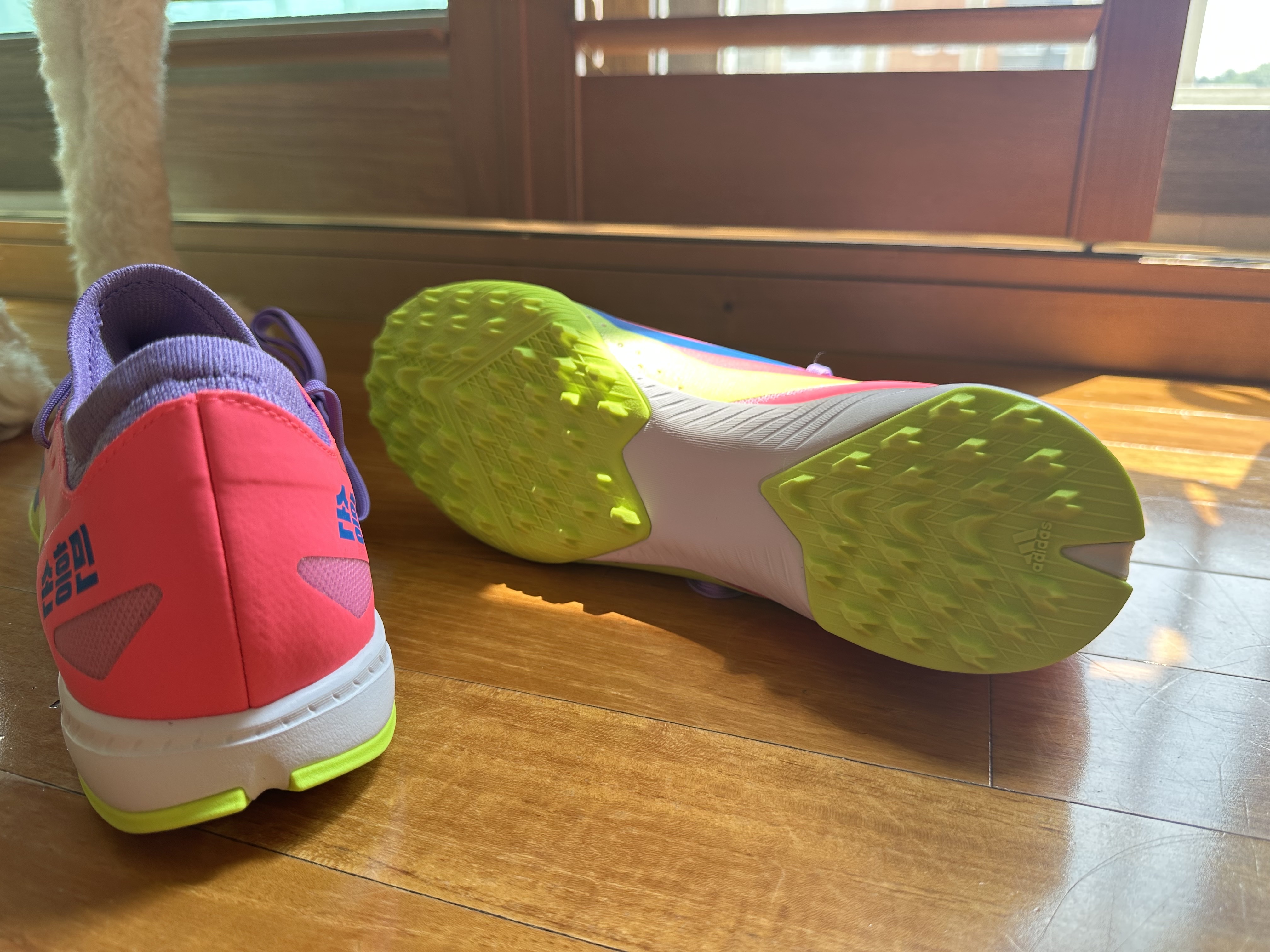 Adidas X Crazyfast HMS.3 TF J Lucid Lemon Lucid Pink 착용 스타일 - 4